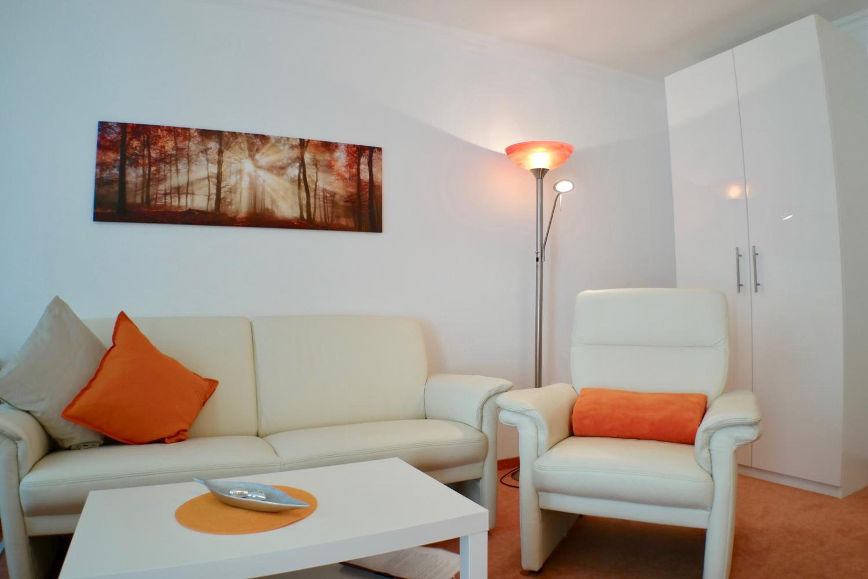 Studio Apartment with Loggia (2 Adults) - Photo 15