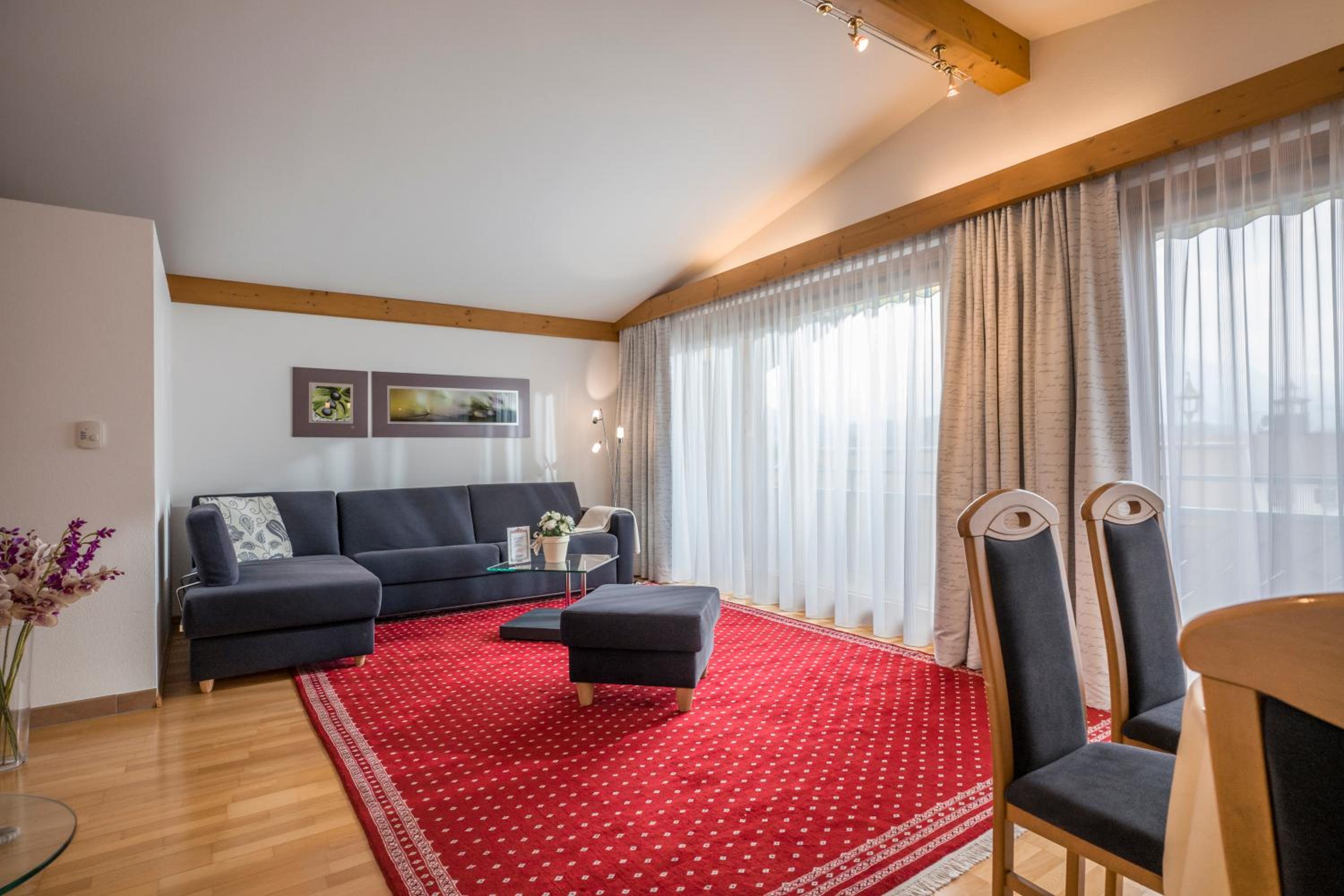 Deluxe Apartment 3 photo 1