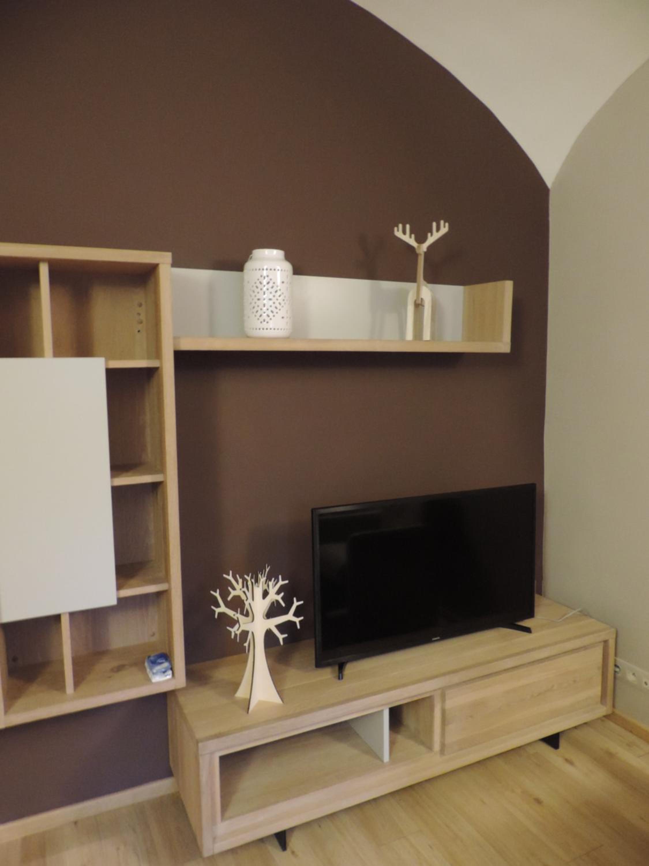 One-Bedroom Apartment - Photo 33