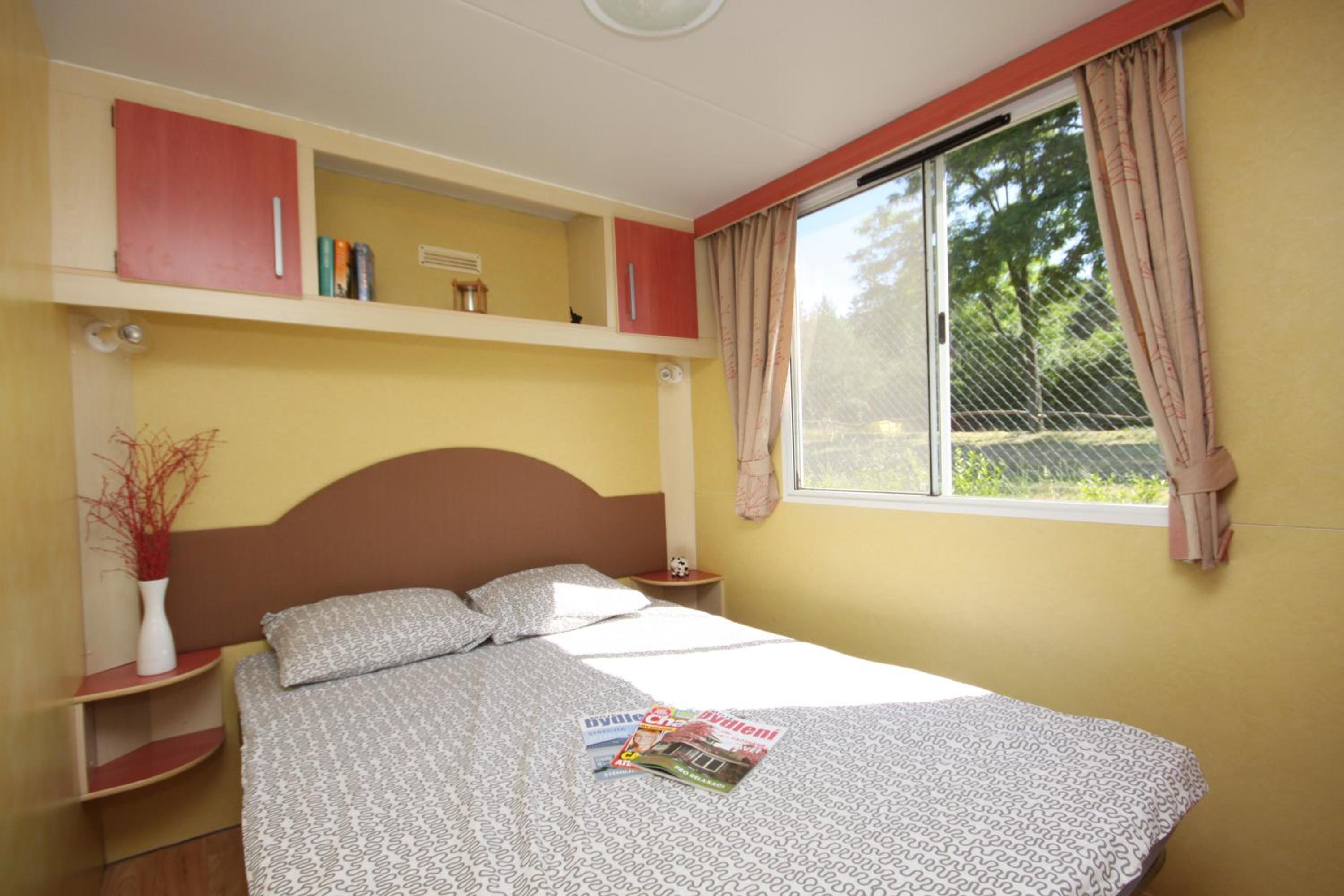 Mobile Home photo 1