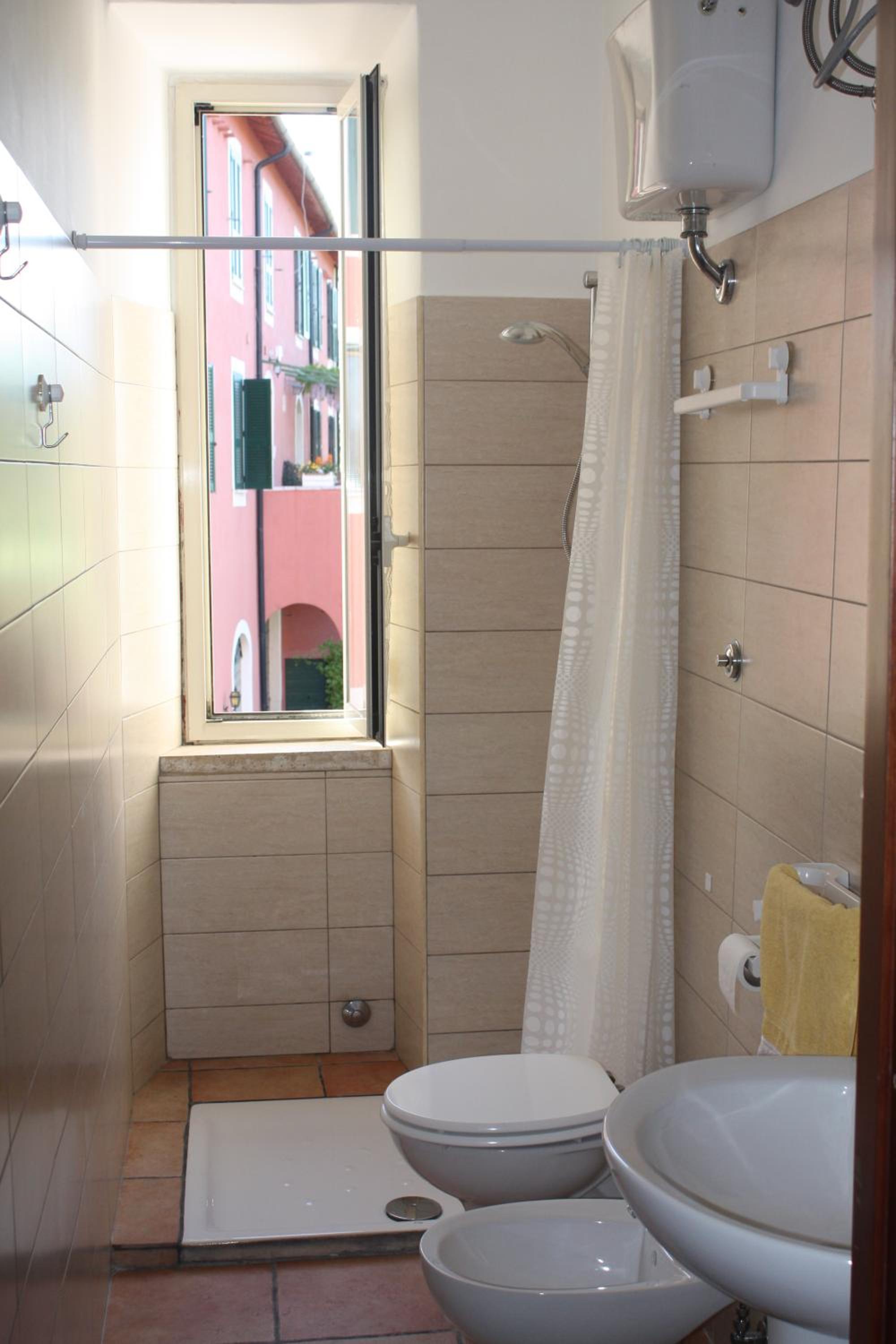 Two-Bedroom Apartment - Photo 20