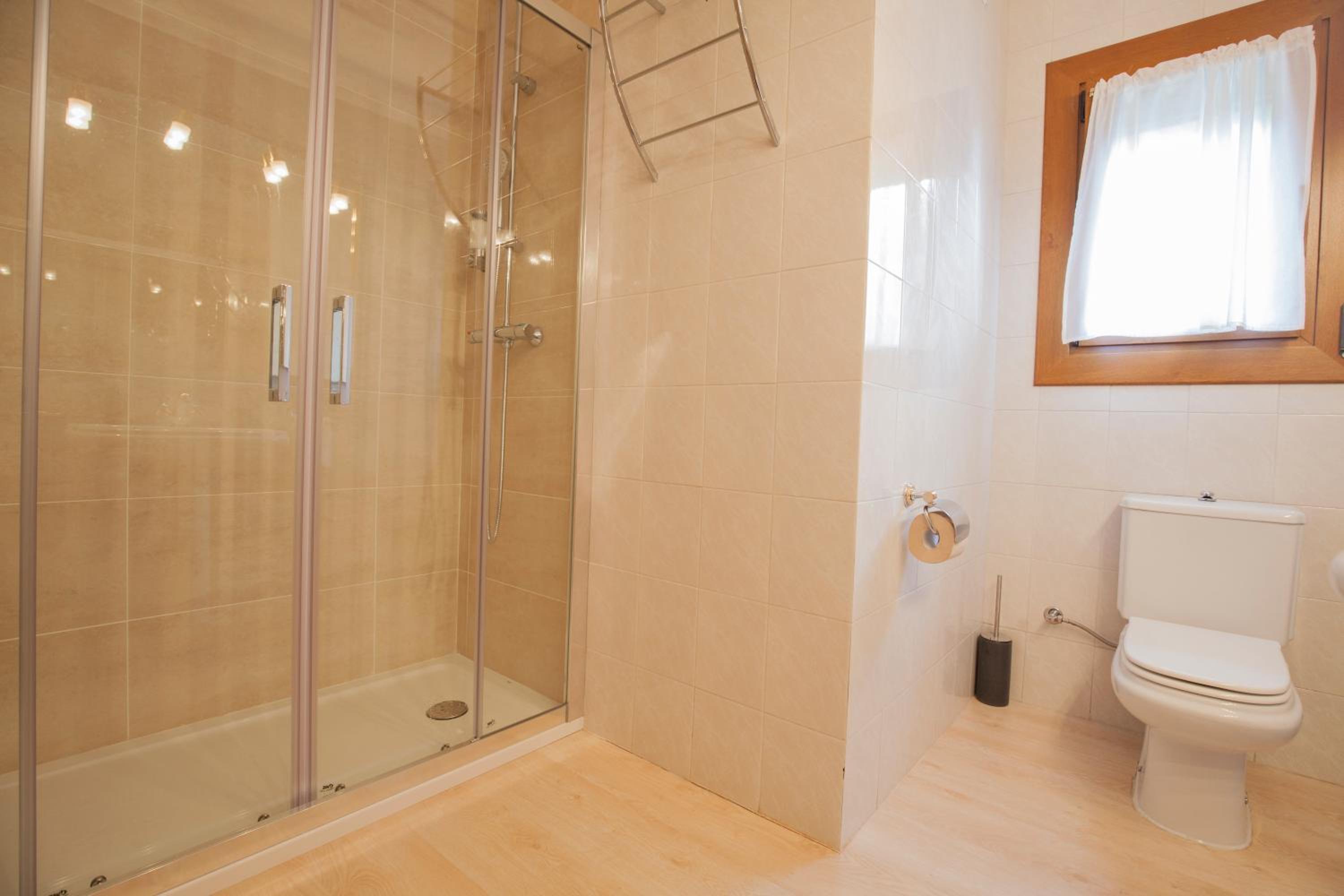 Standard Double Room With External Private Bathroom photo 2