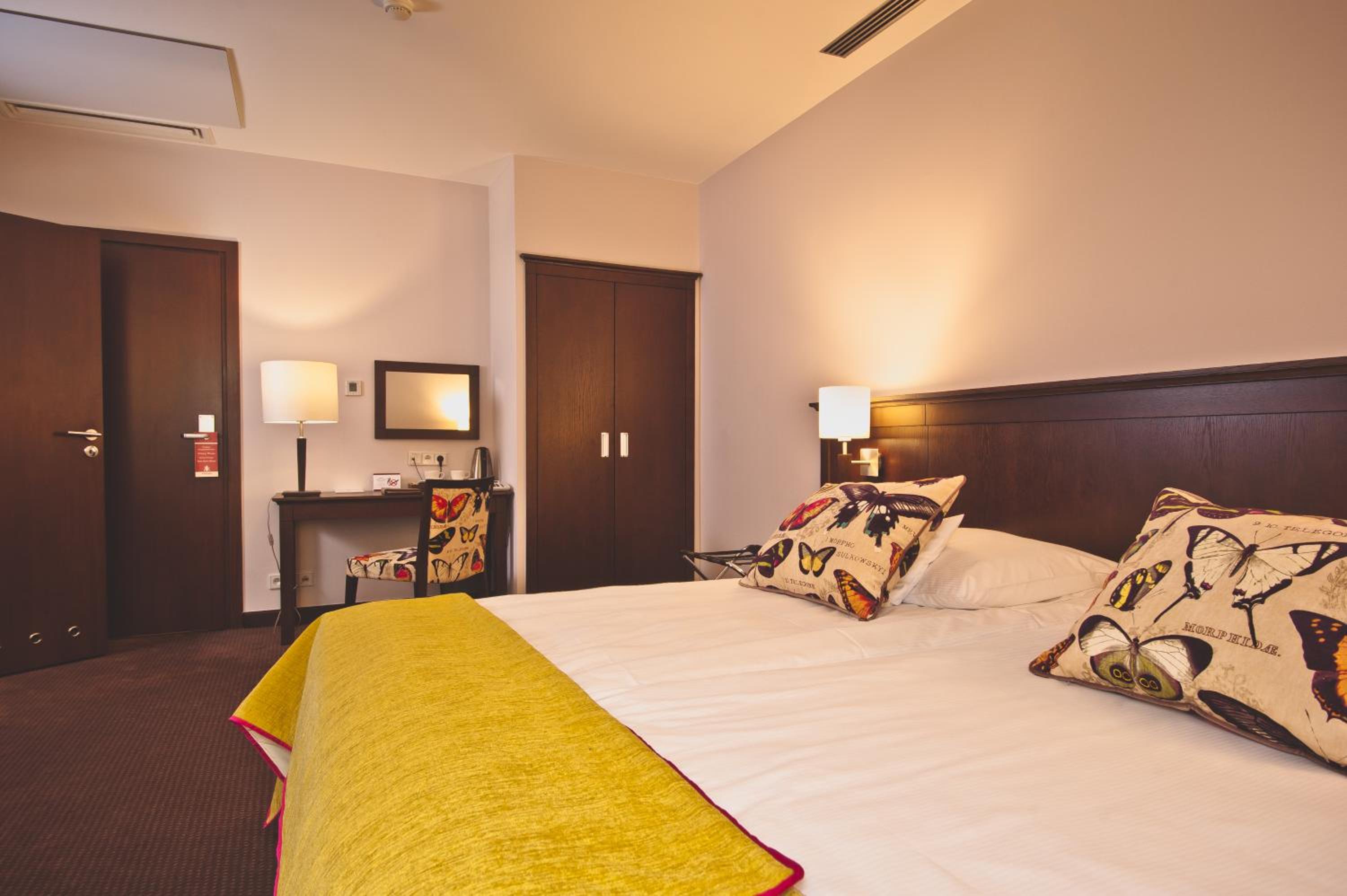 Standard Double Room photo 3