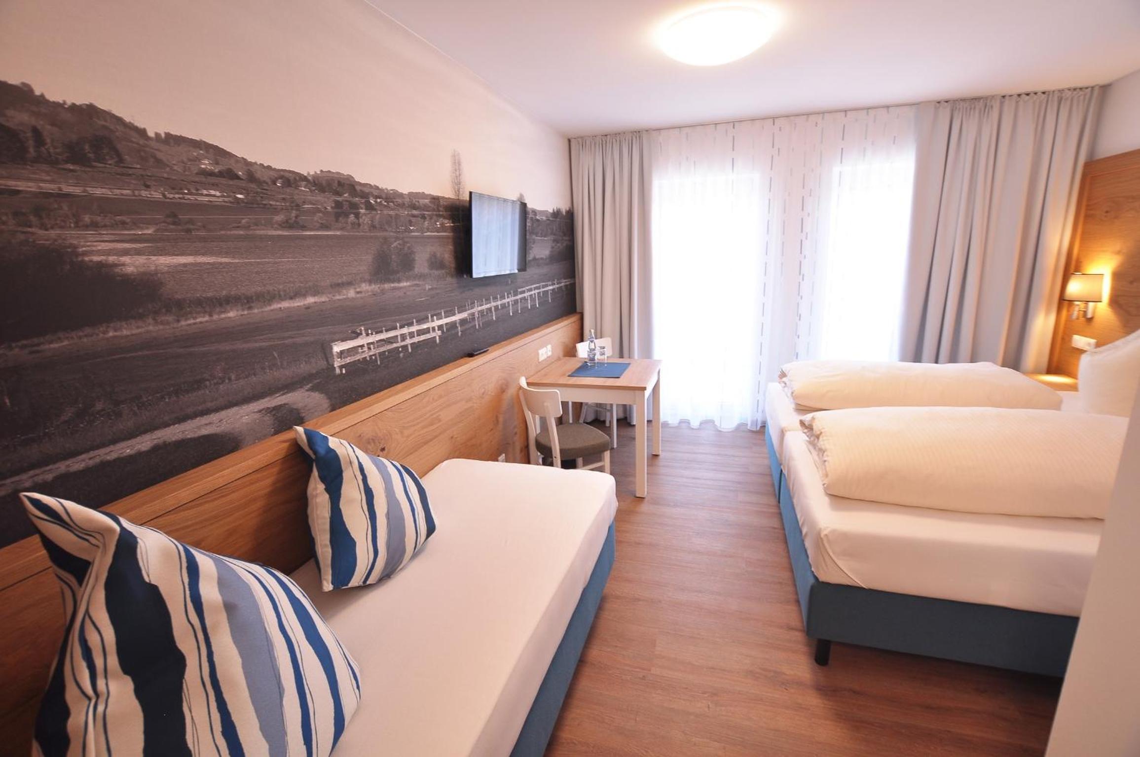 Double Room with Sofa Bed photo 1