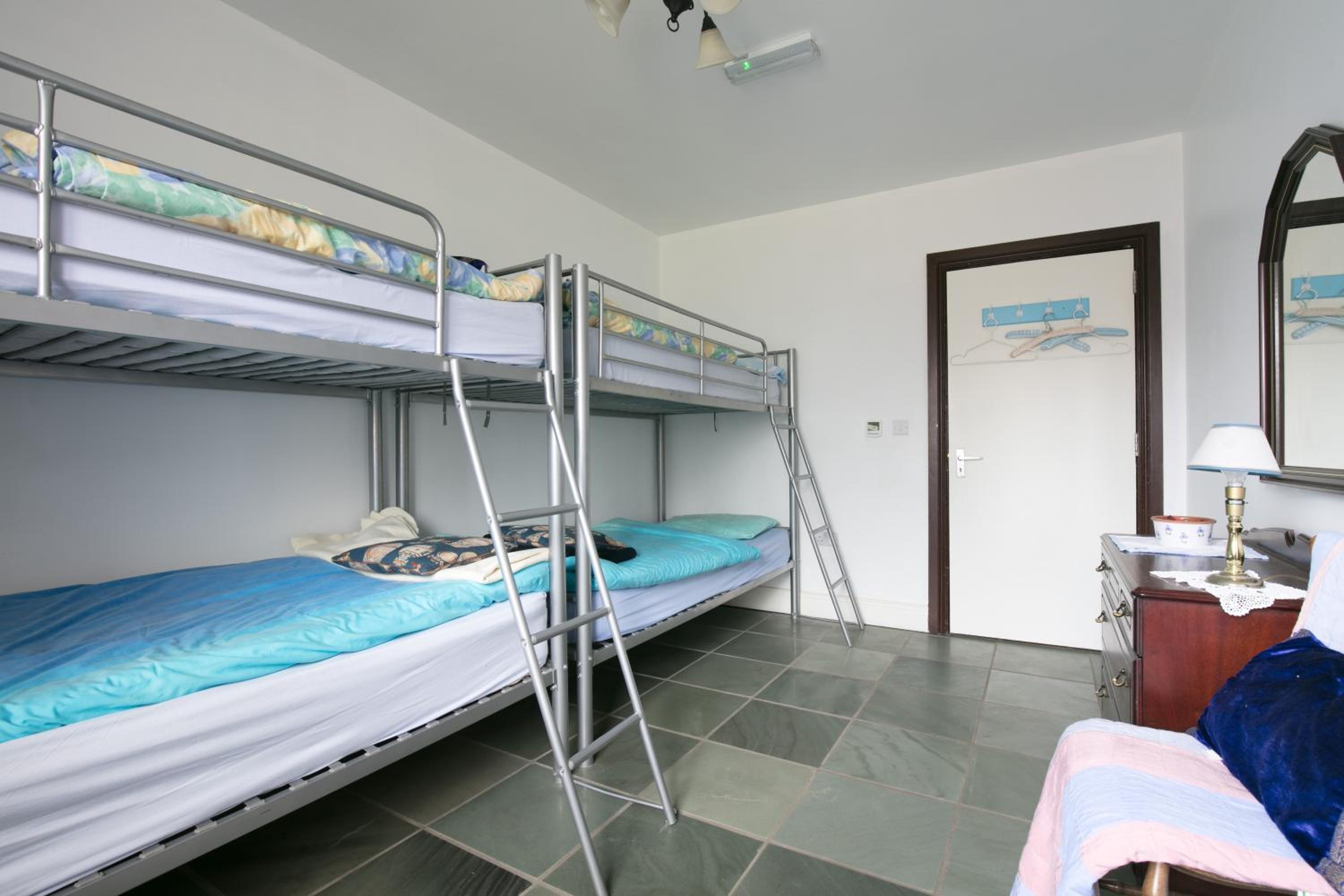 Private Family Room with Shower - Photo 3