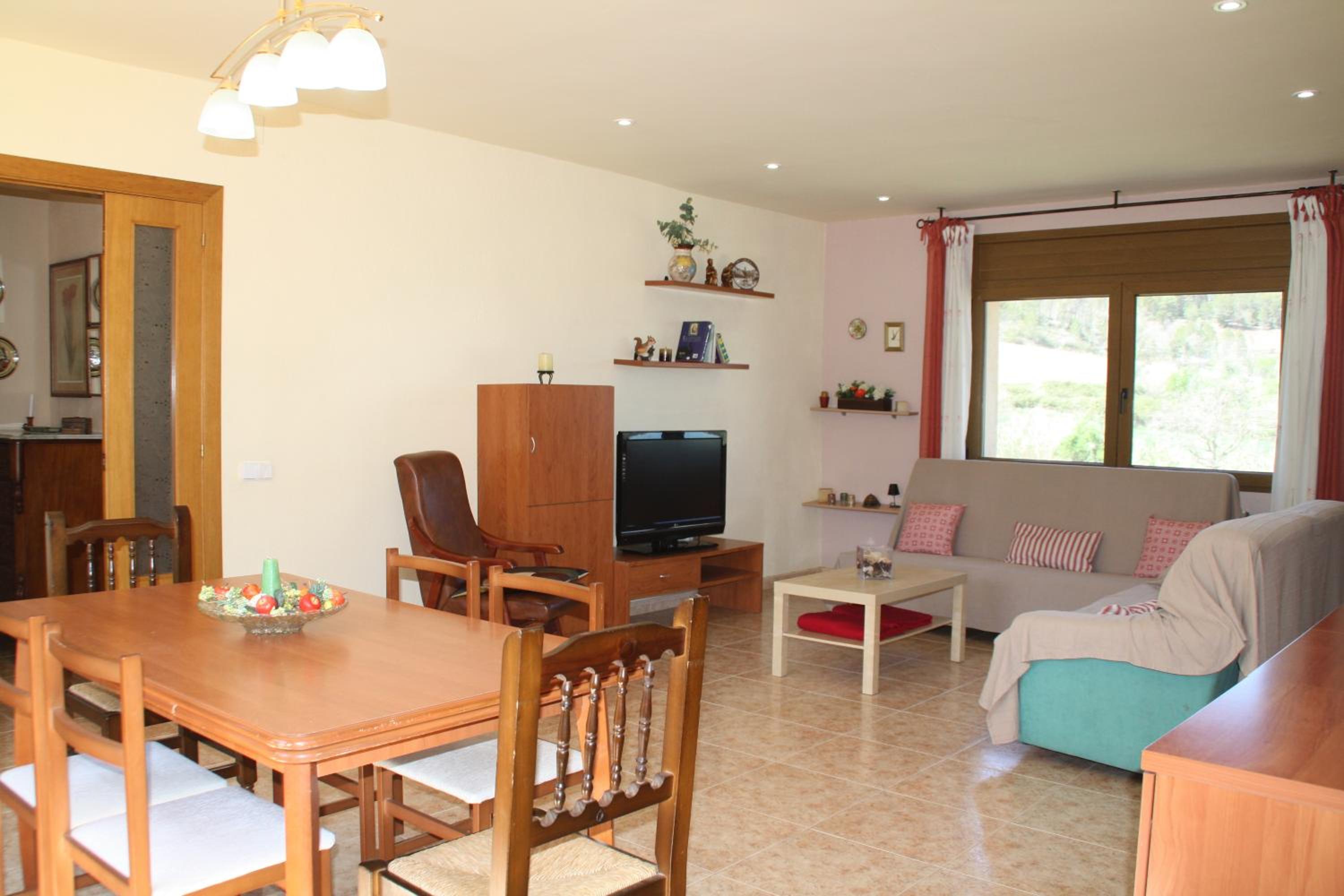 Four-Bedroom House - Photo 1