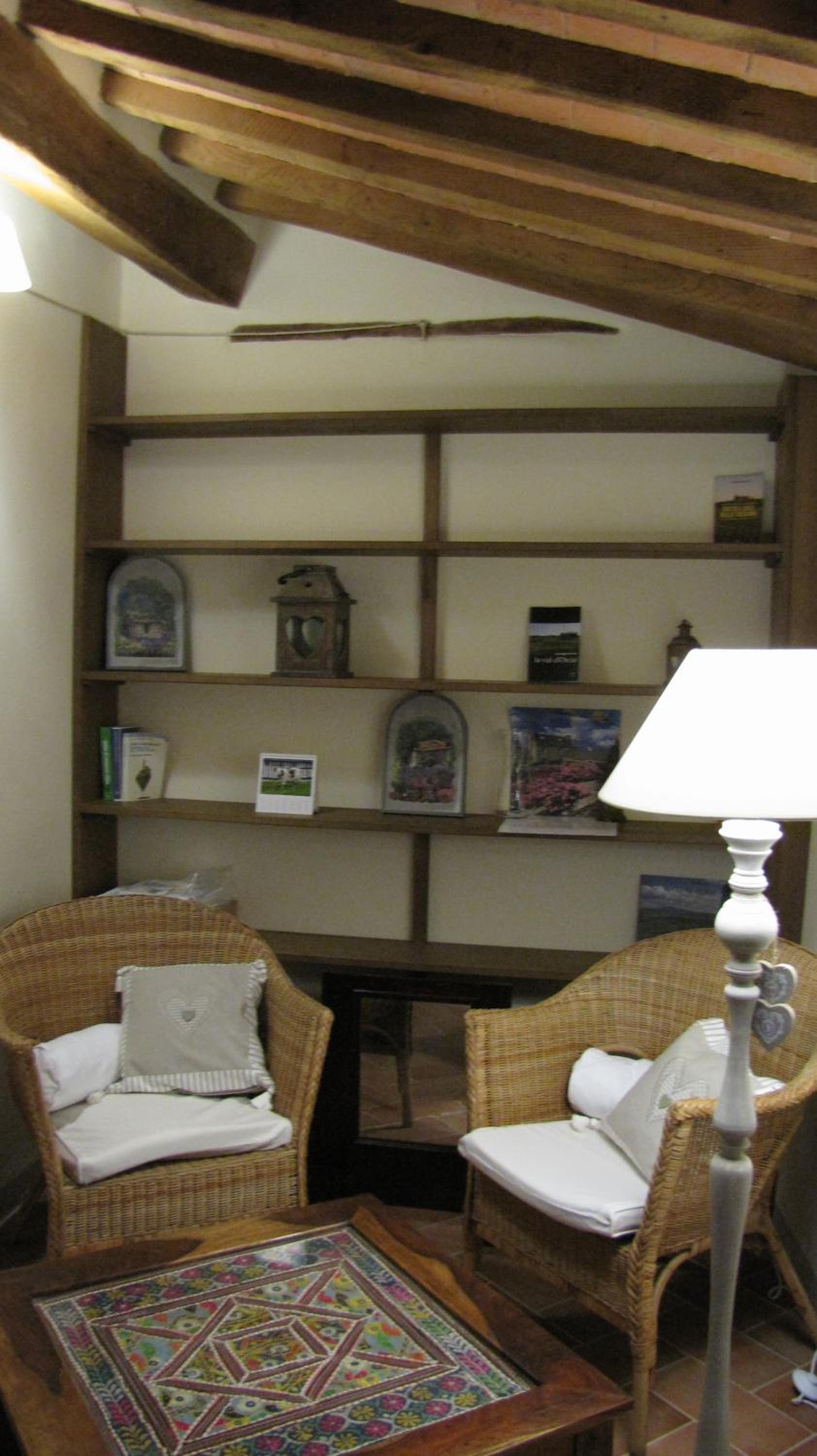 Two-Bedroom House - Photo 36