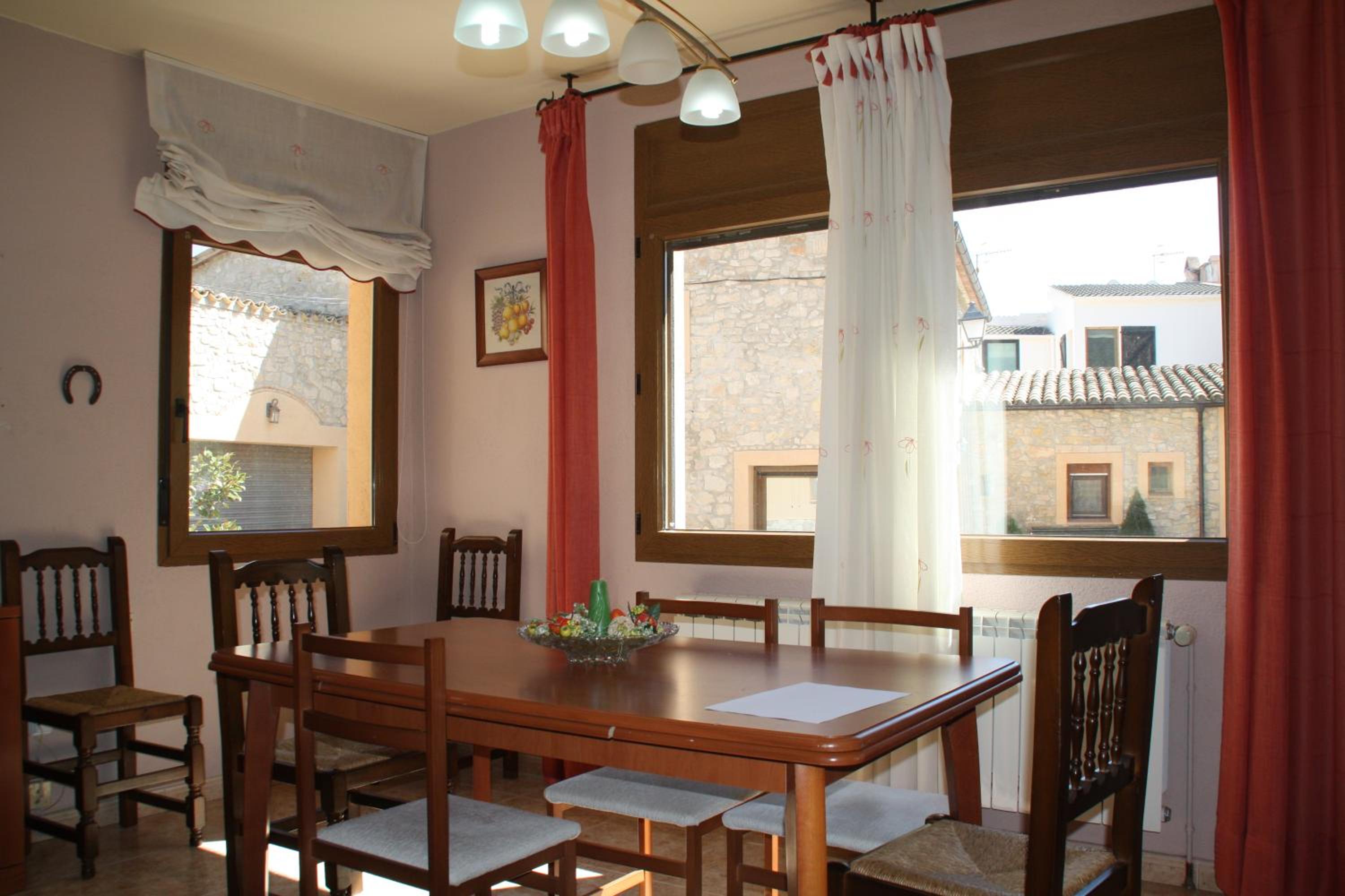 Four-Bedroom House - Photo 18
