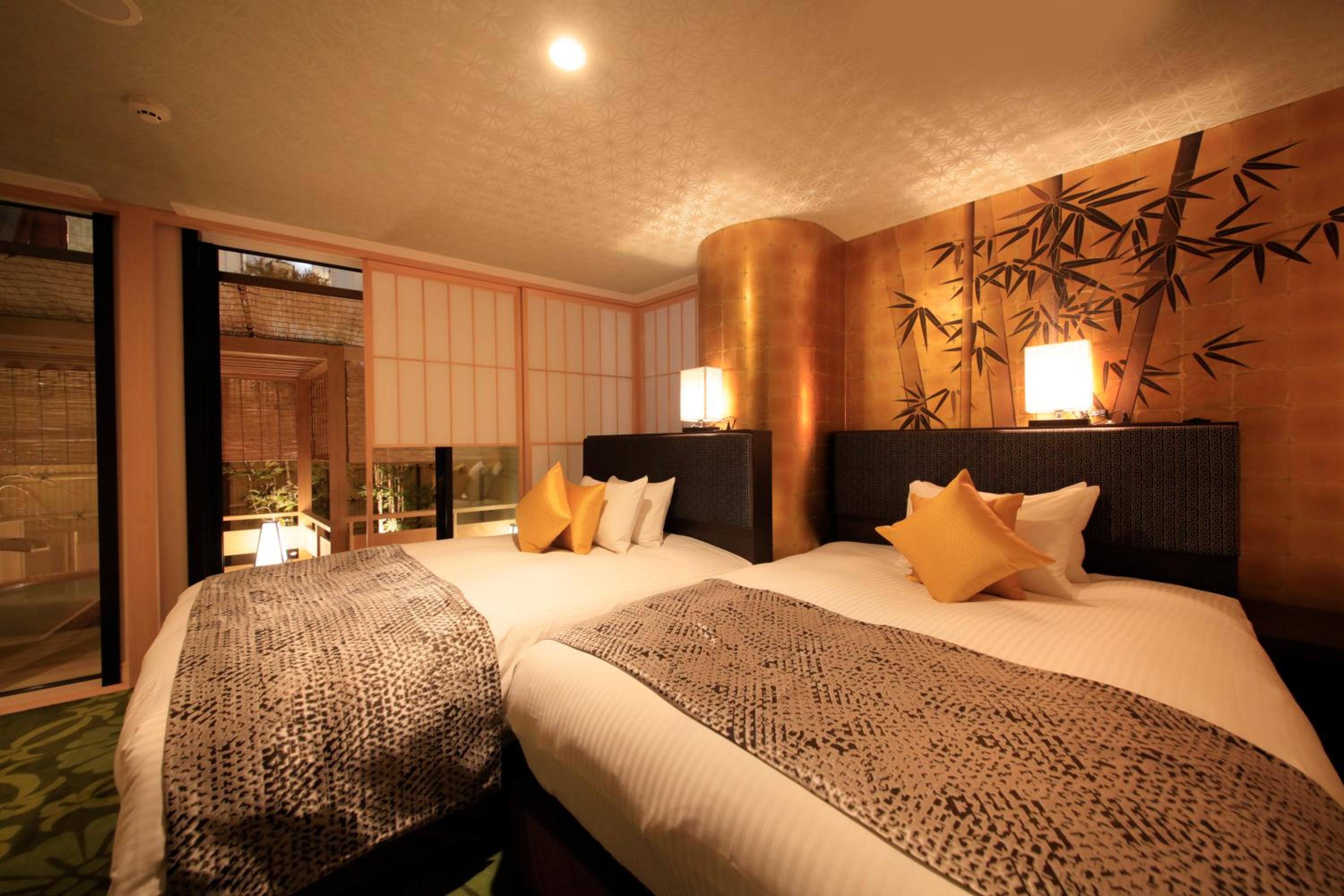 Japanese-Style Family Room with Open-Air Bath - Annex