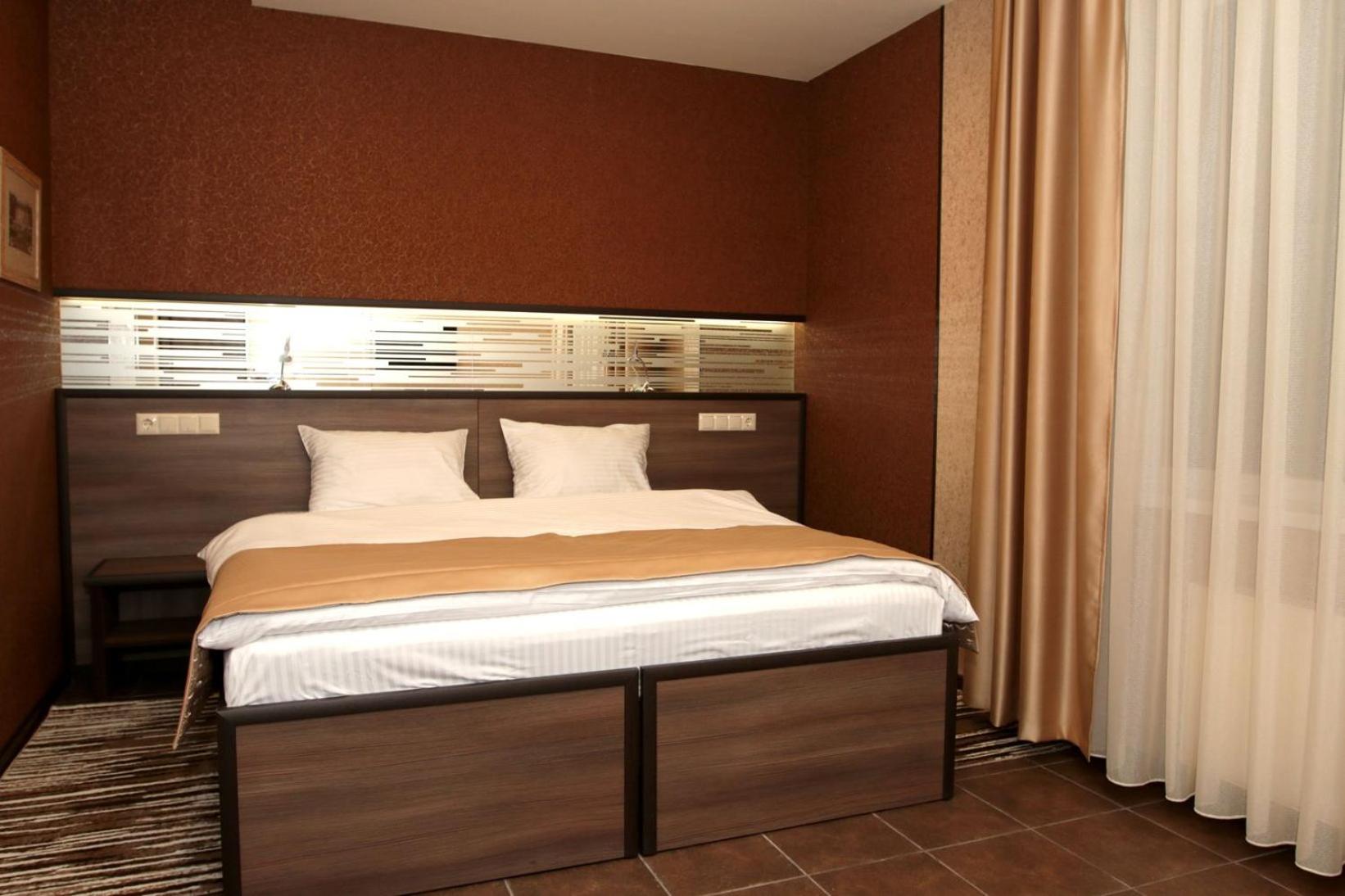 Double or Twin Room photo 3
