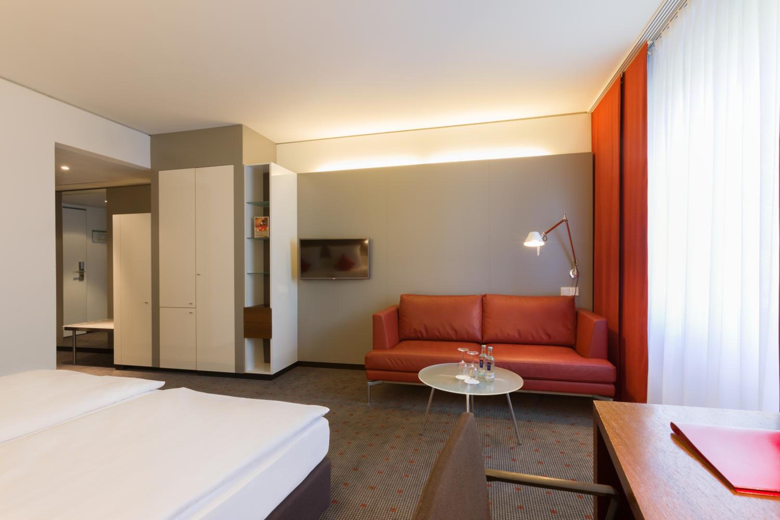 Comfort Accessible Room - Photo 6