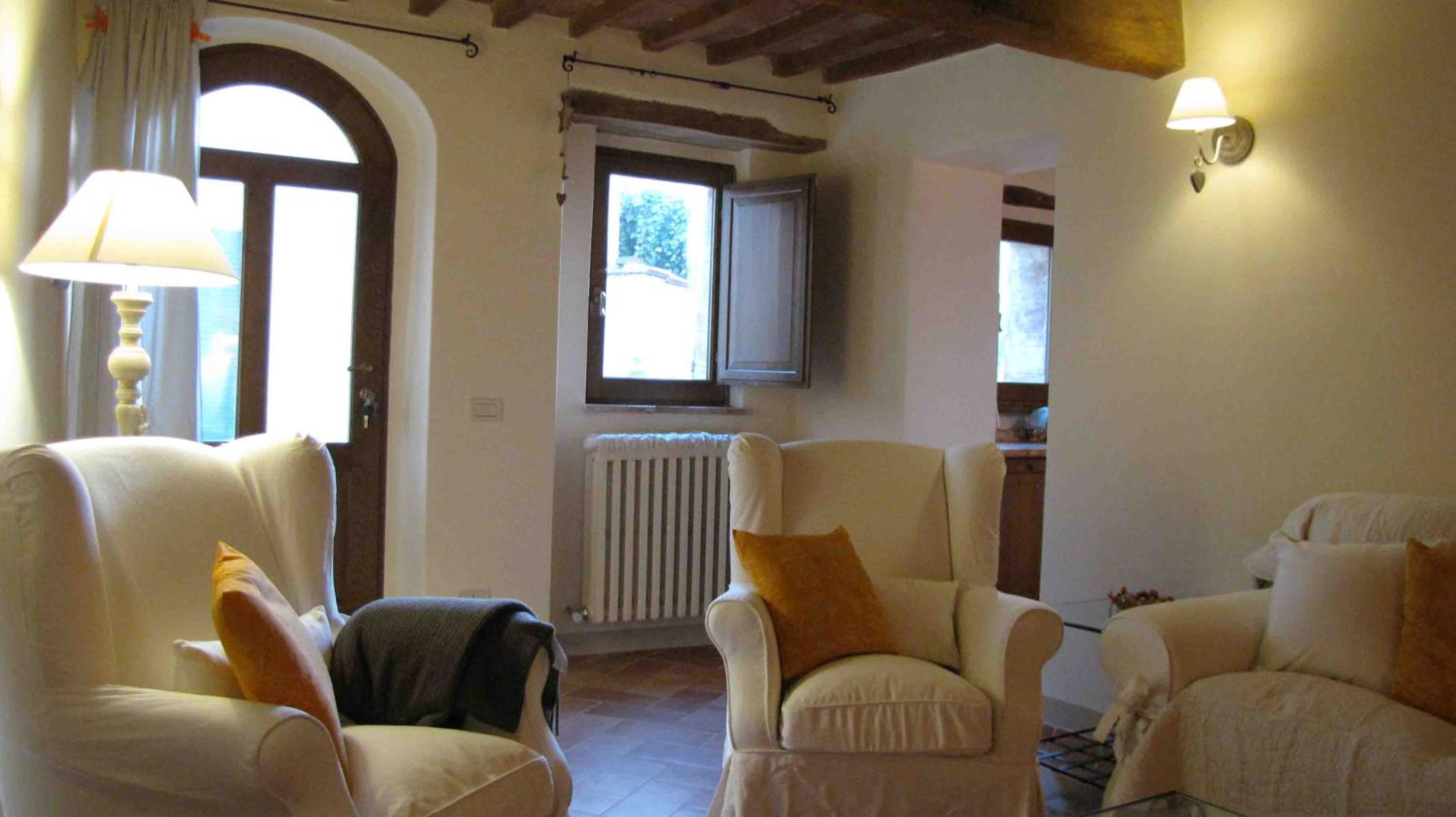 Two-Bedroom House - Photo 22