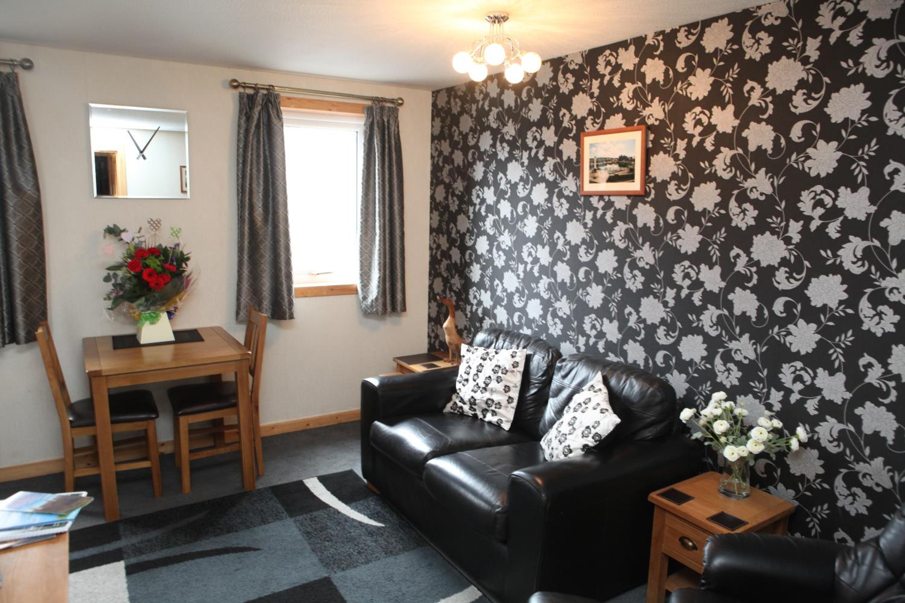 Apartment - Ground Floor photo 1