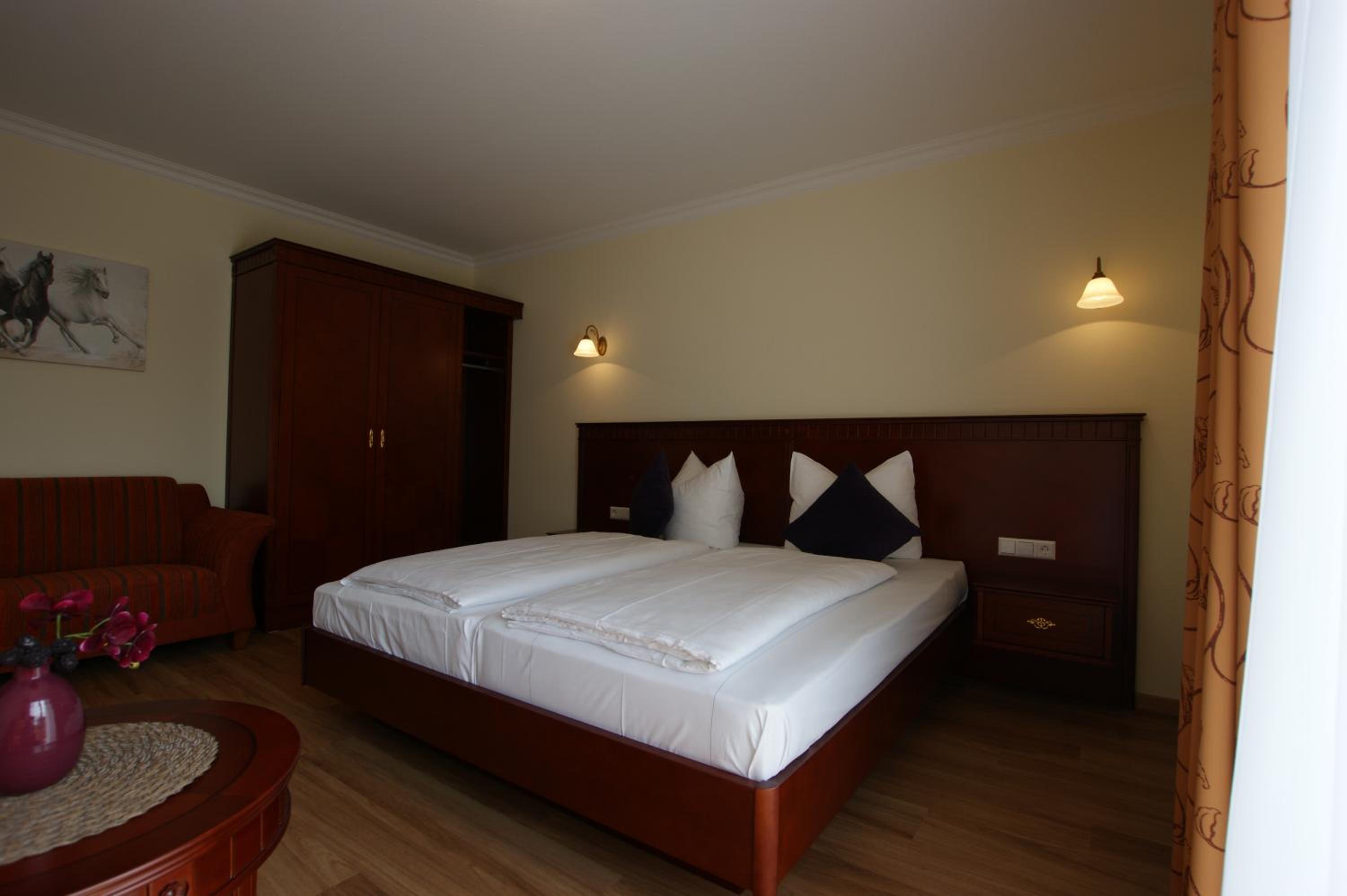 Double Room with Balcony photo 2