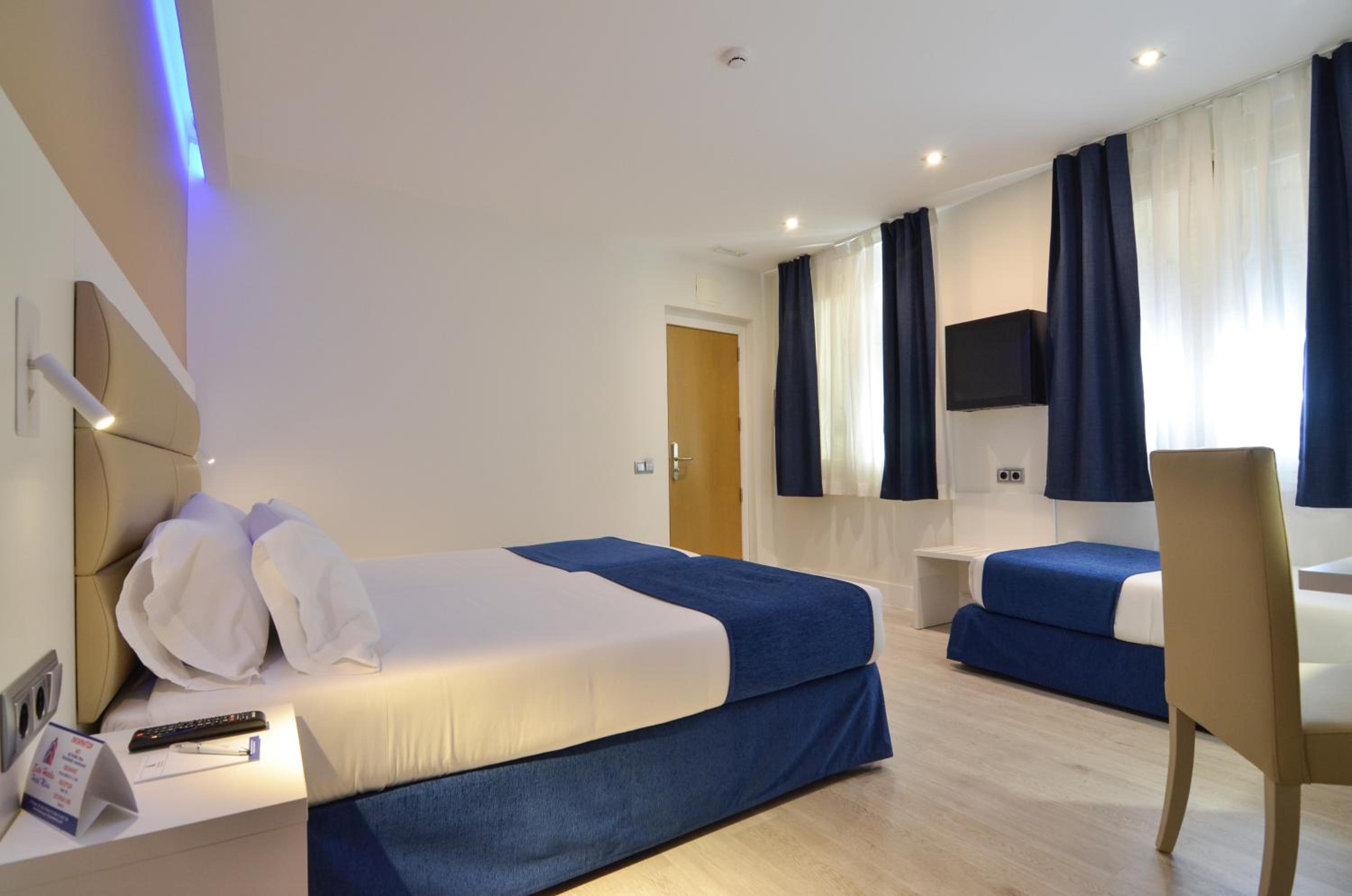 Triple Room - Photo 6