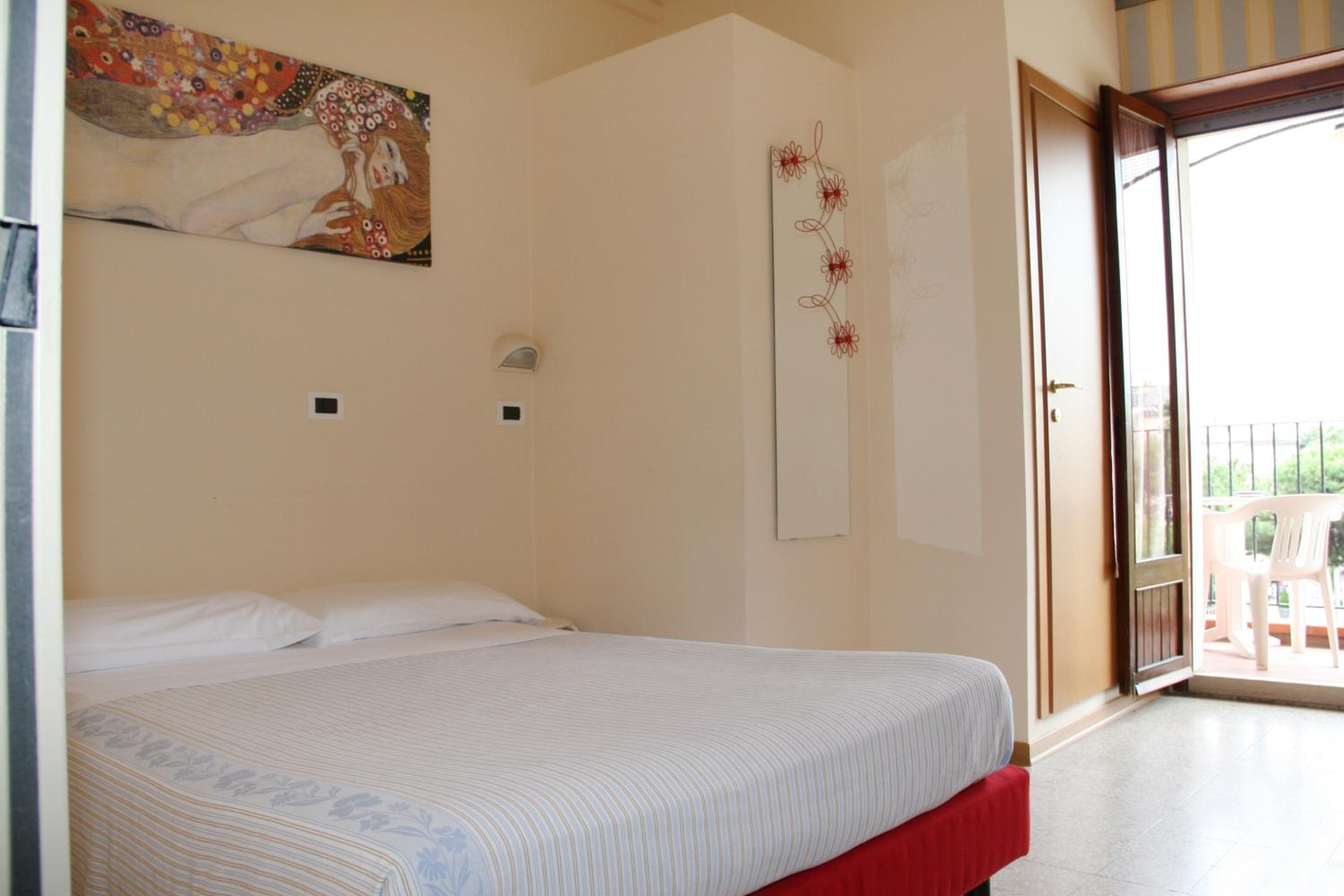 Double Room with French Bed