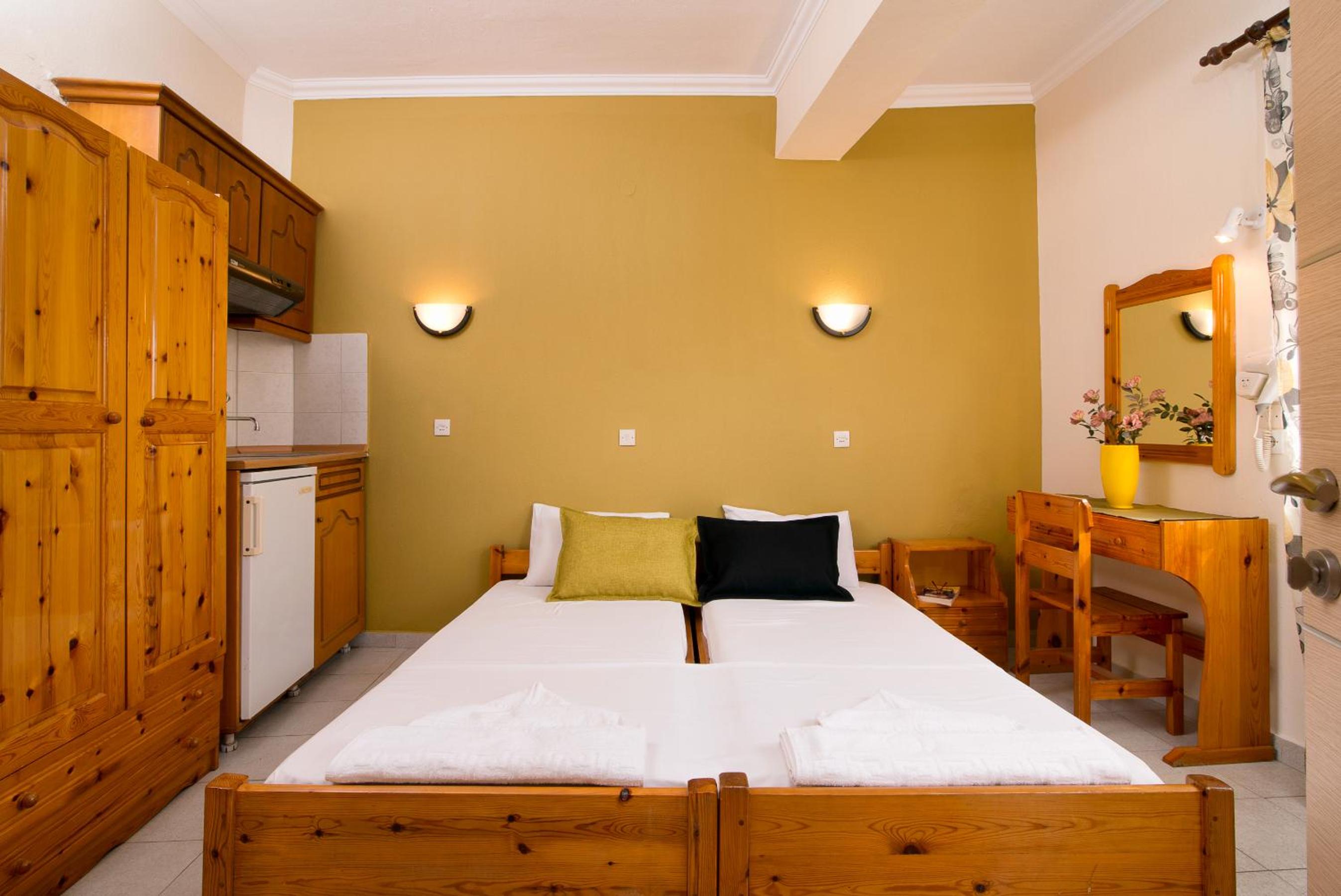 Economy Double or Twin Room photo 1