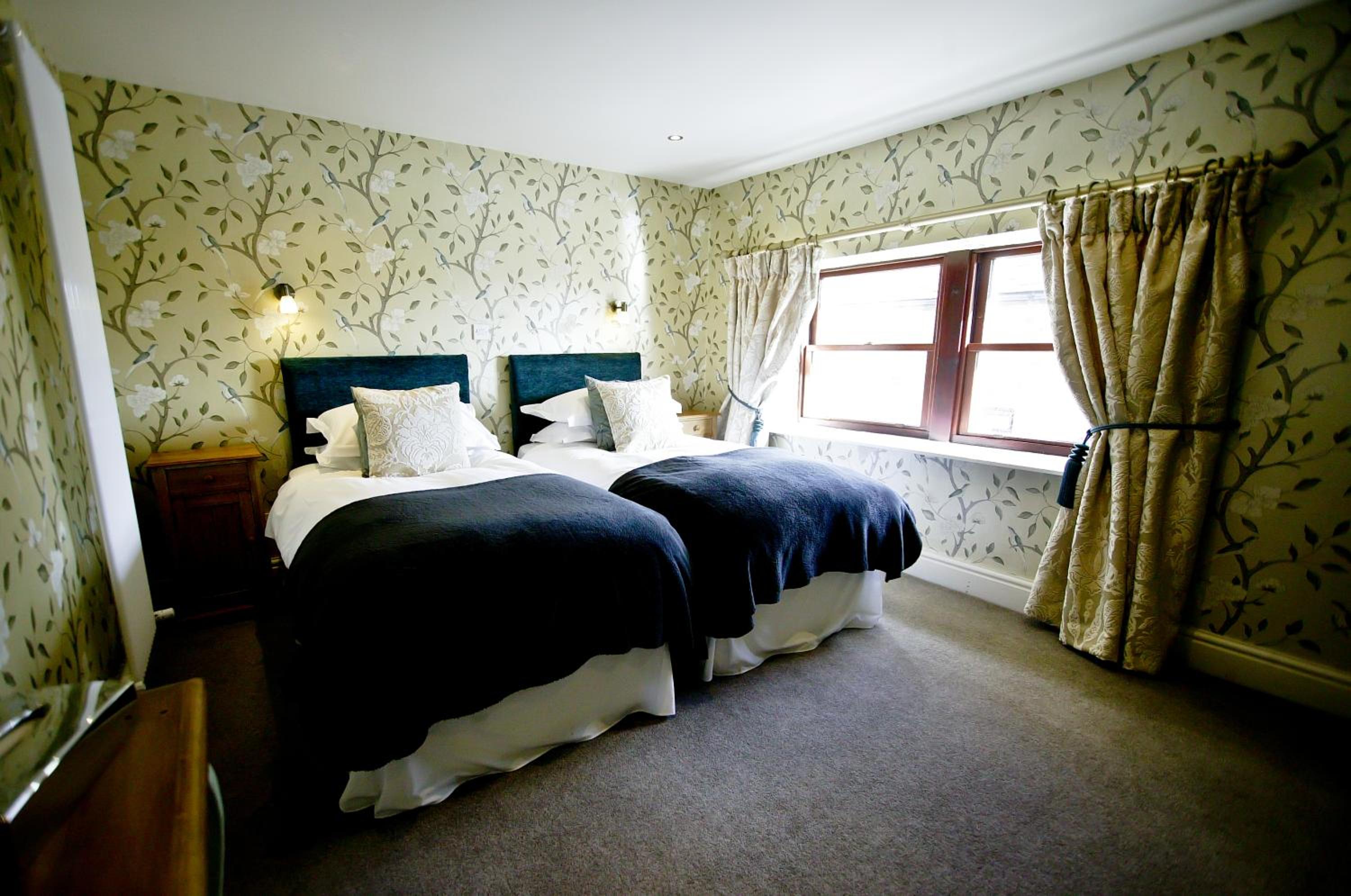 Twin Ensuite - Photo 1