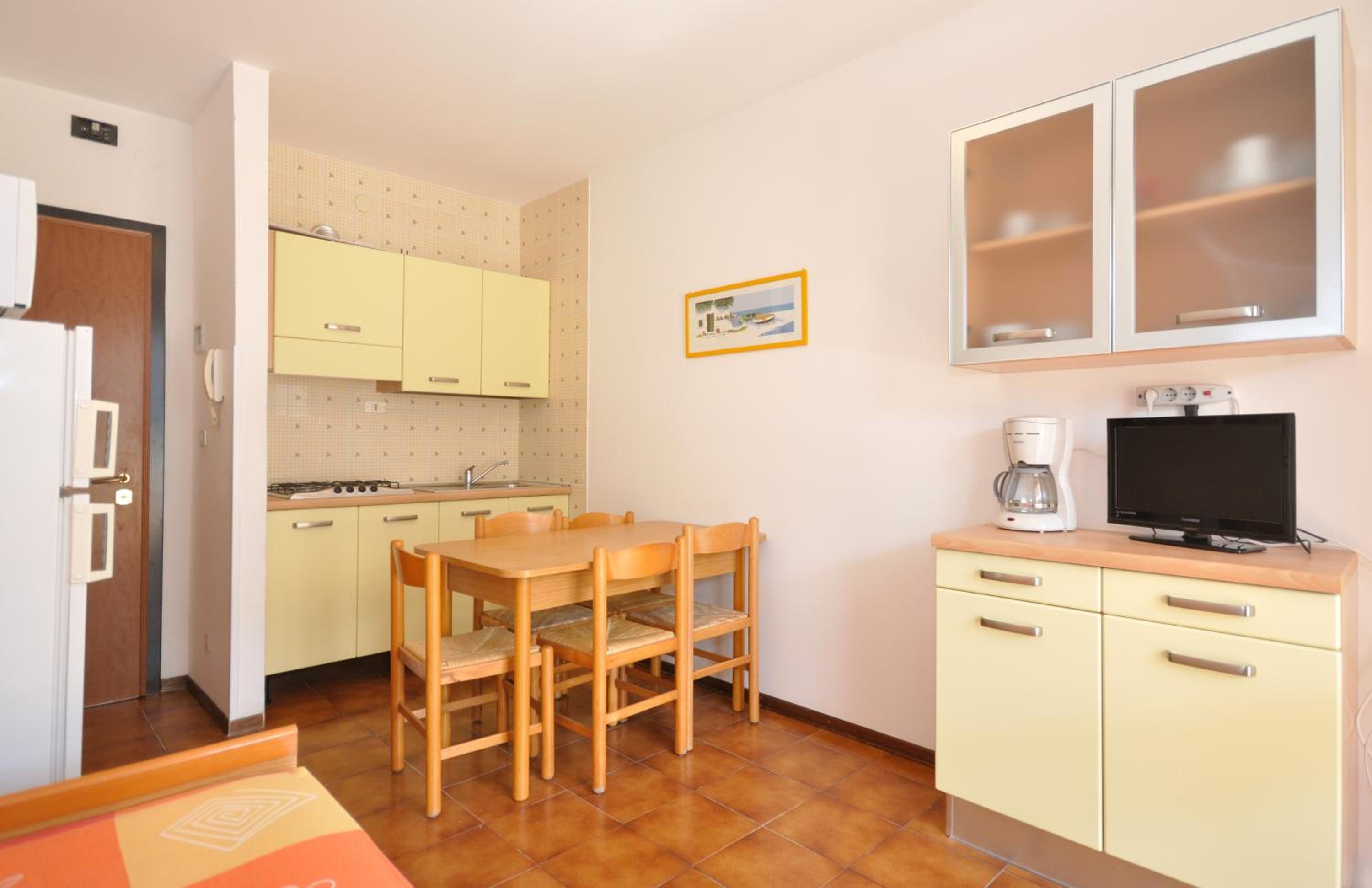 Two-Bedroom Apartment photo 2