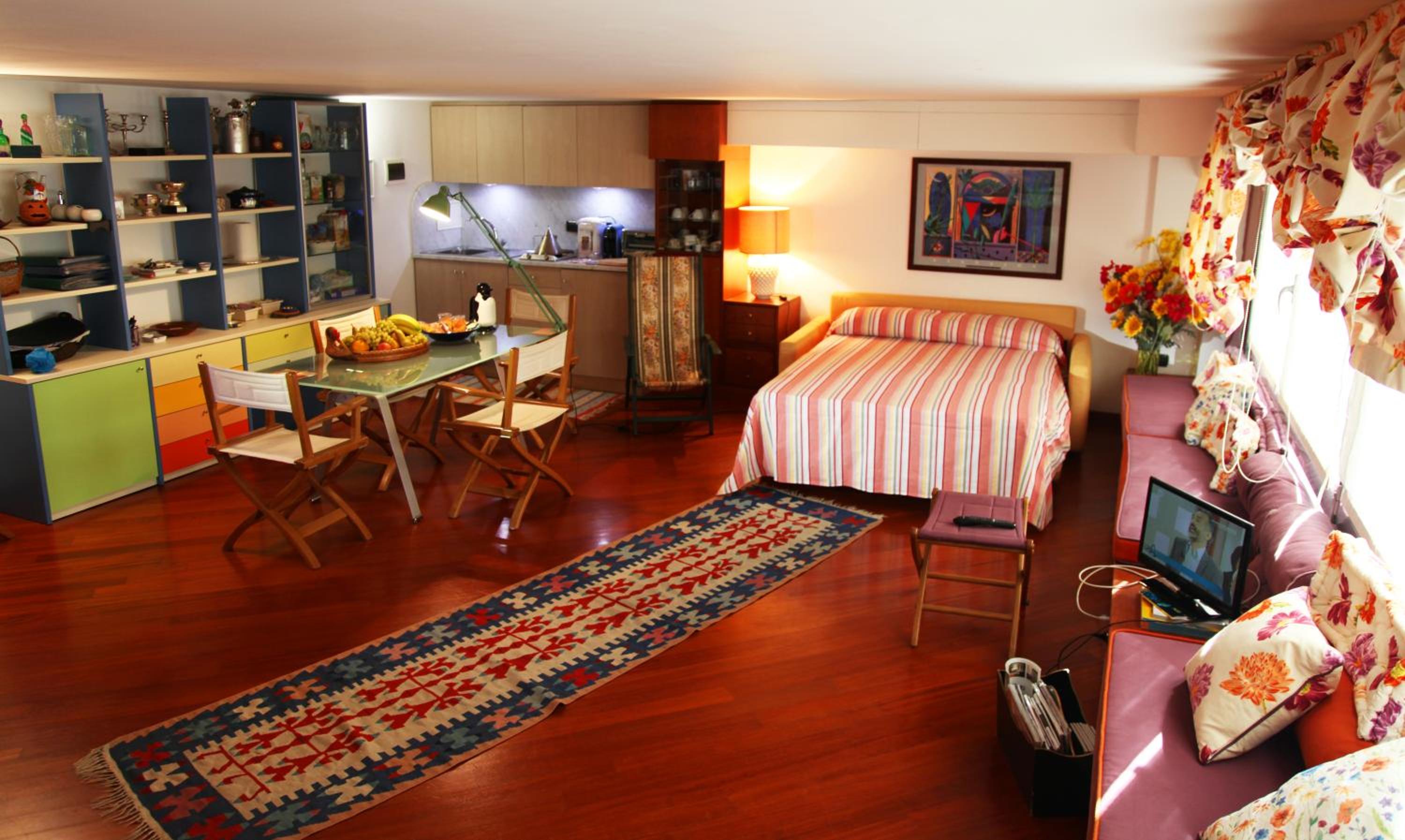Studio Apartment