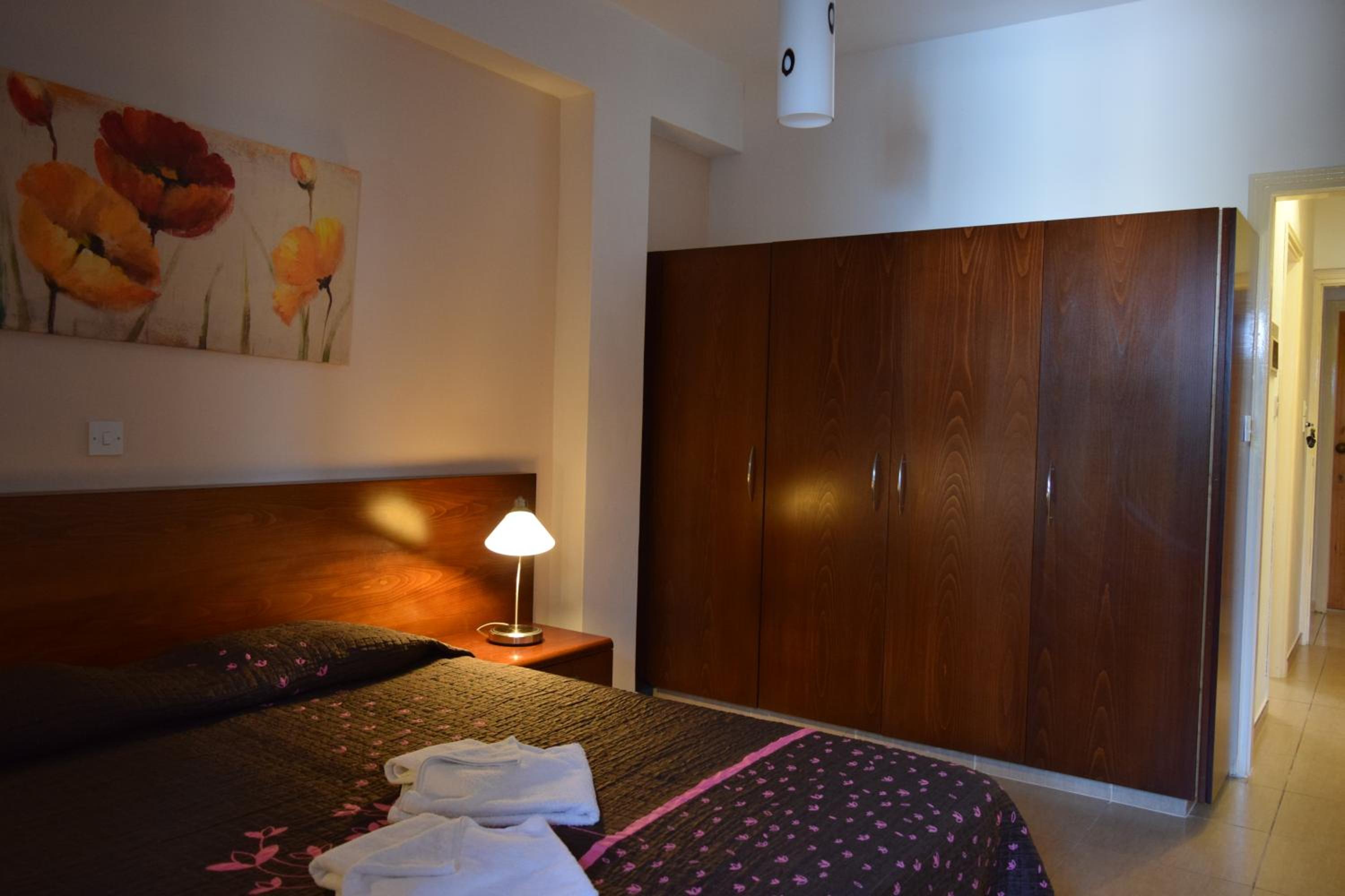 One-Bedroom Apartment (2 Adults + 1 Child) - Photo 24