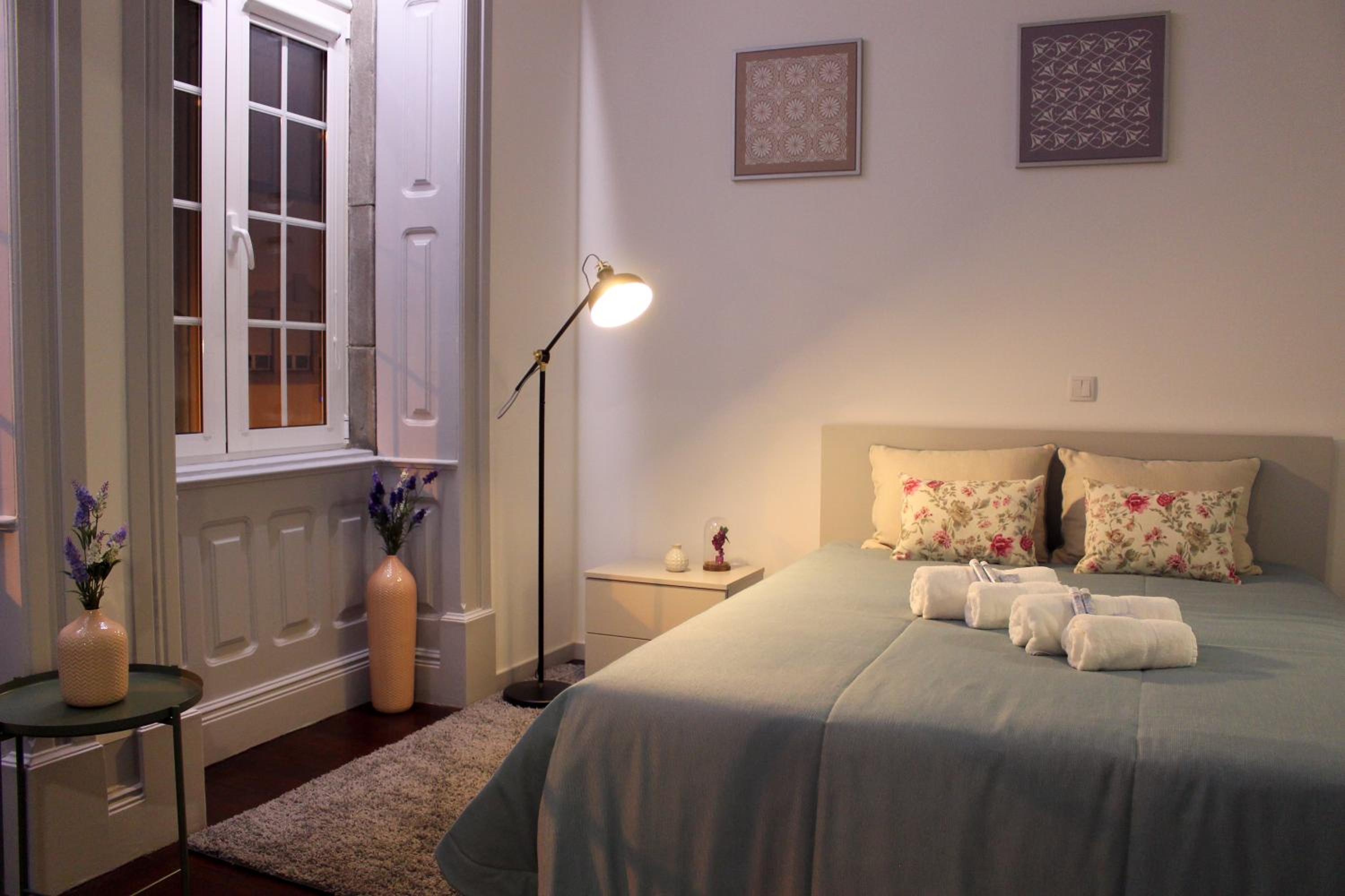 Suite - Photo 1