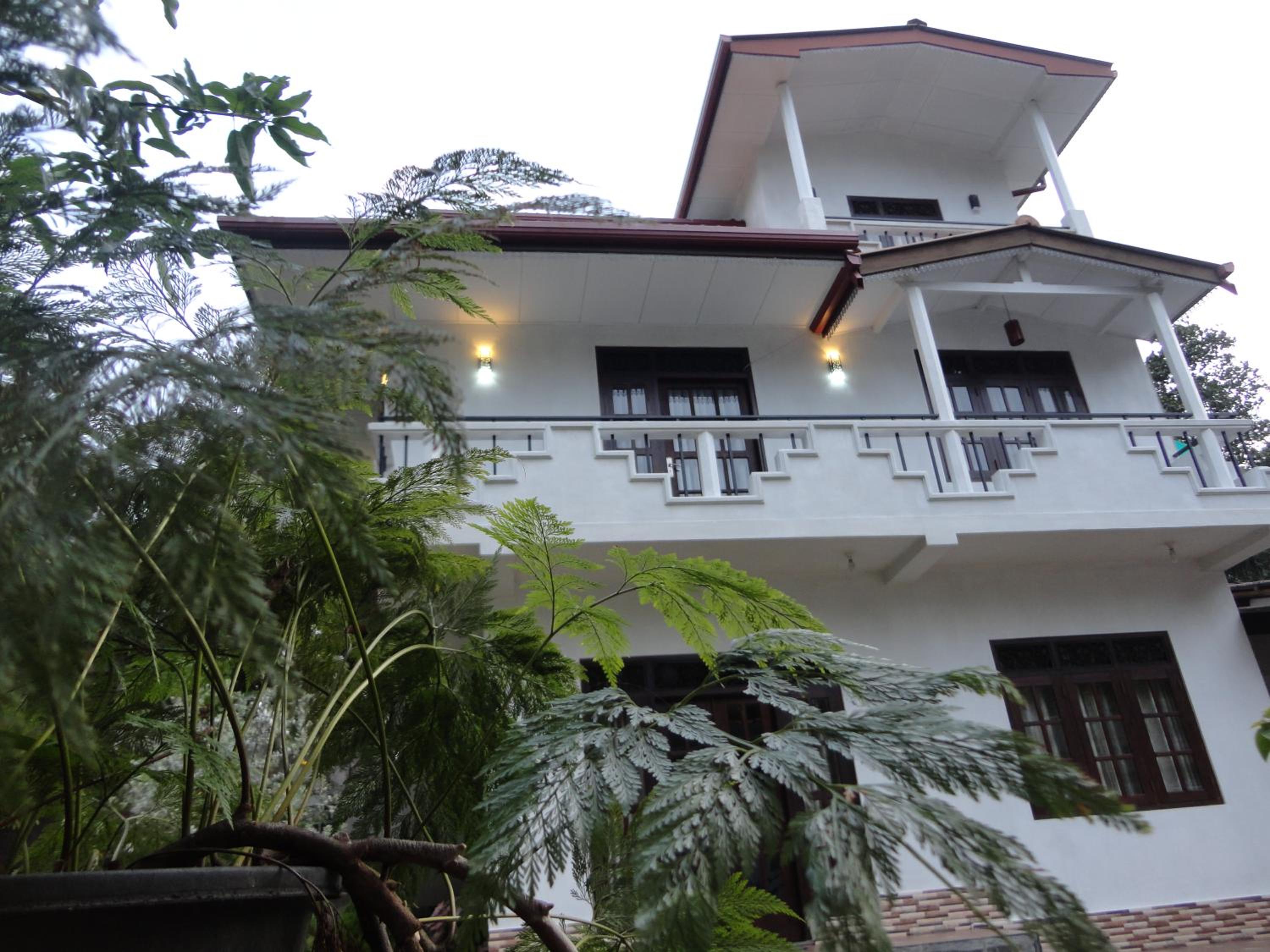 Three-Bedroom Villa photo 2