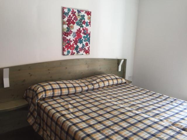 Three-Bedroom Apartment photo 2