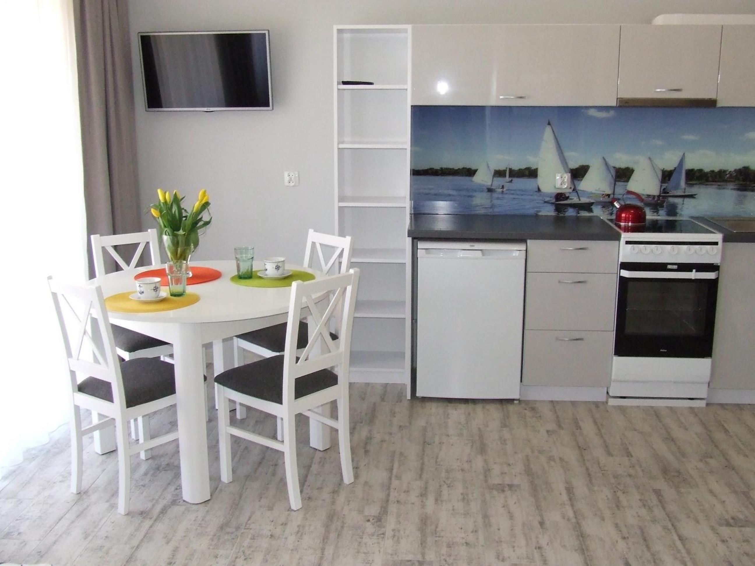 Apartment photo 2