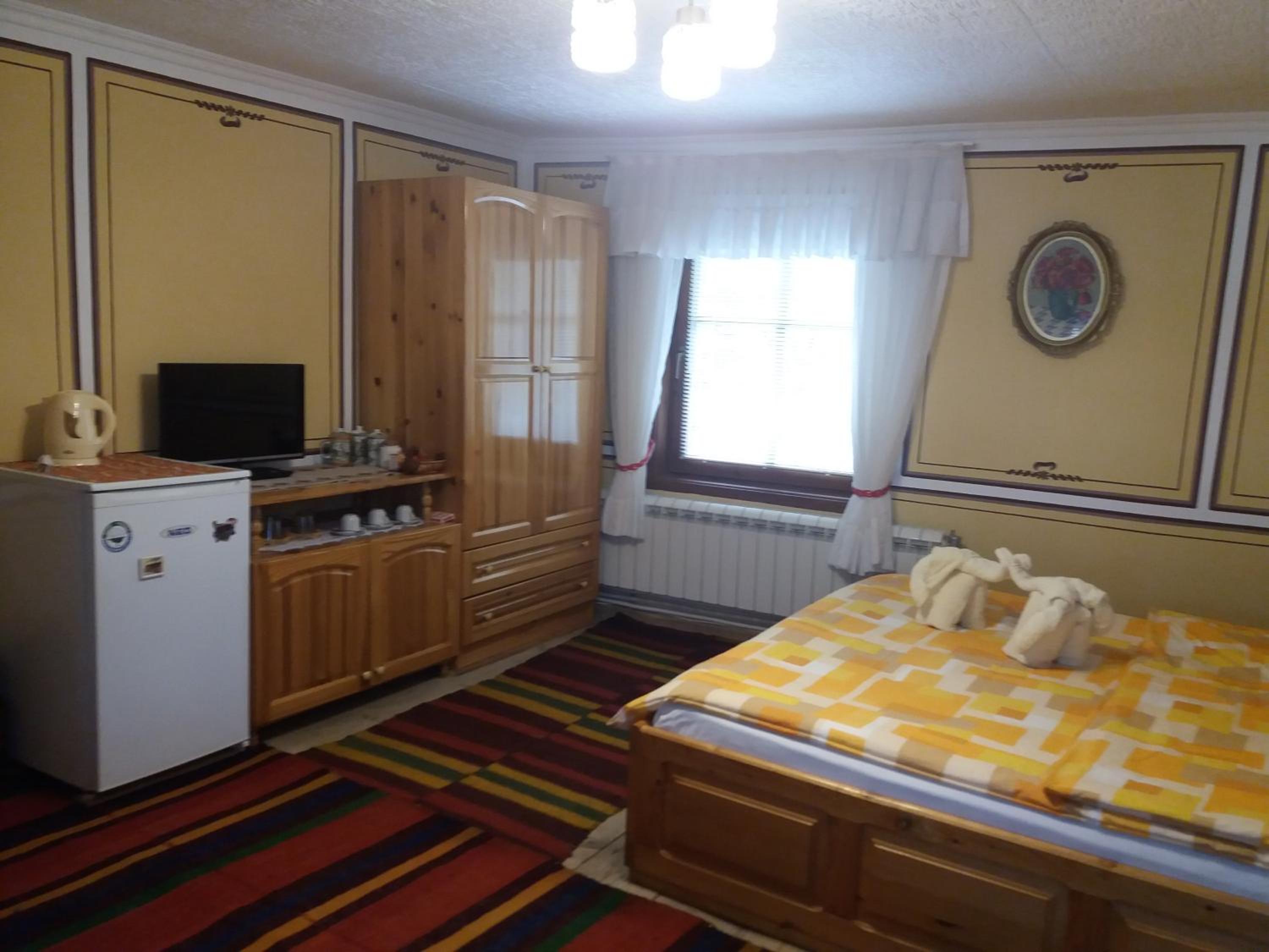 Double Room with Sofa Bed photo 2