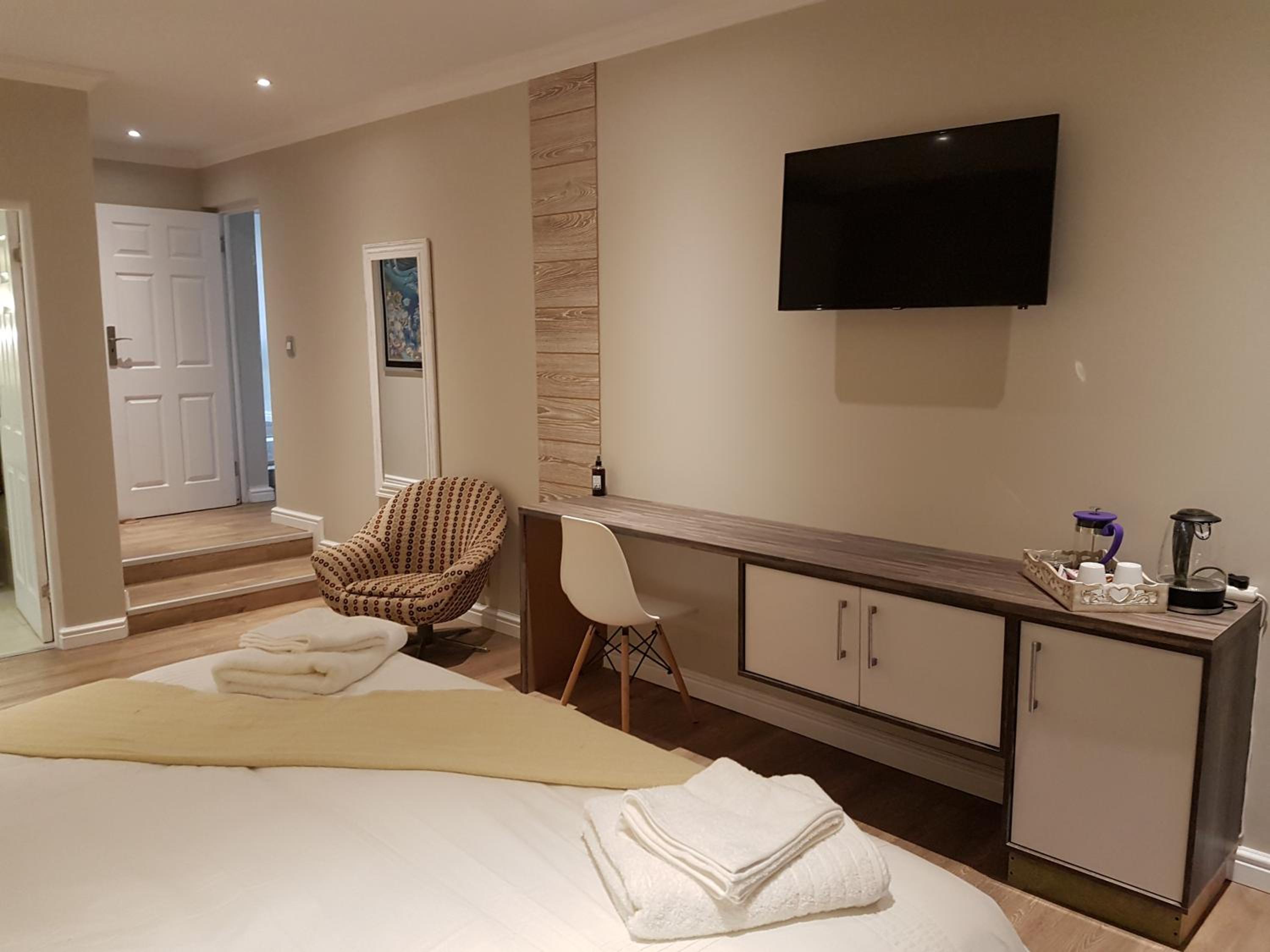 King Room with River View photo 3
