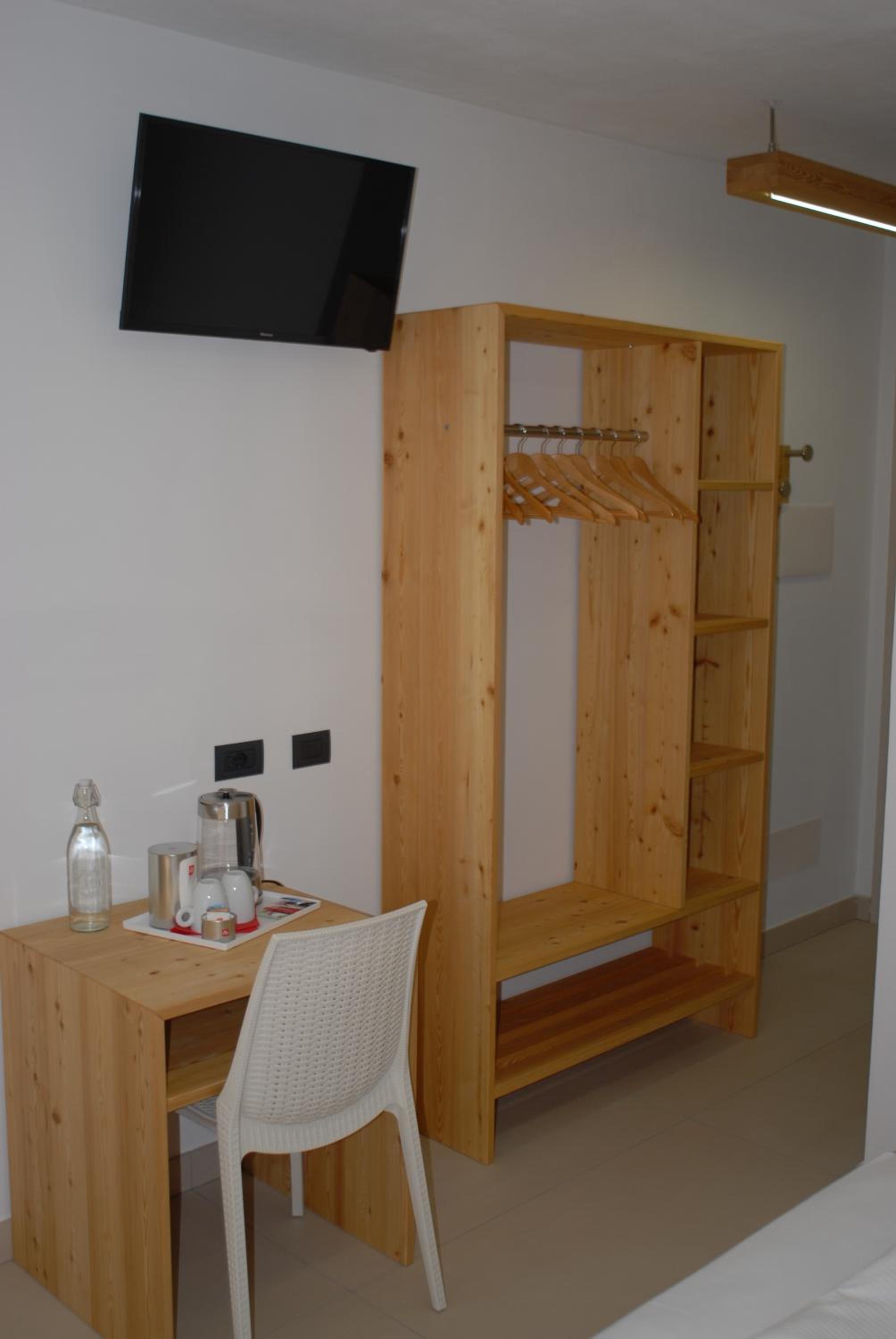 Standard Double Room photo 3