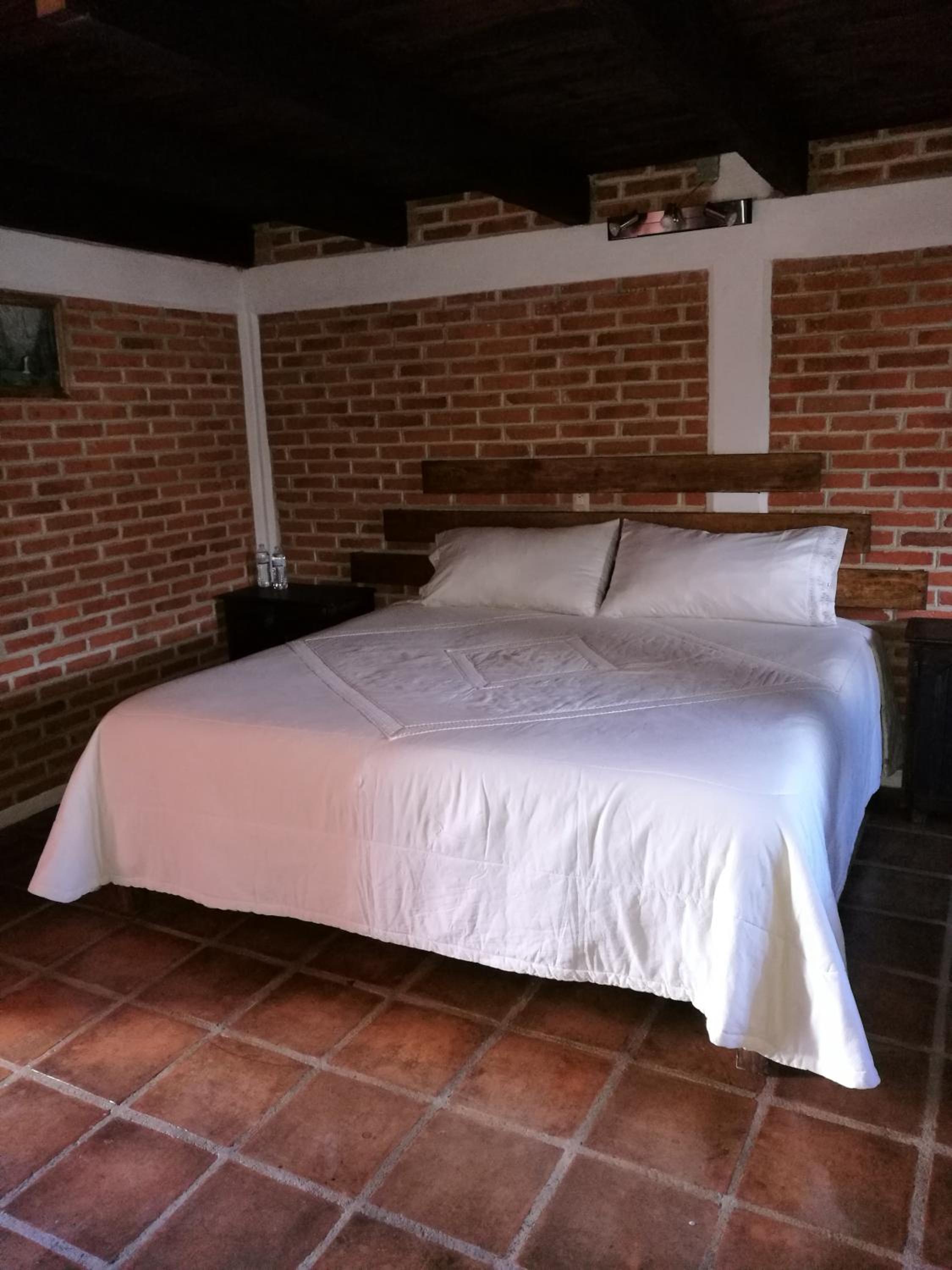 Twin Room - Photo 1