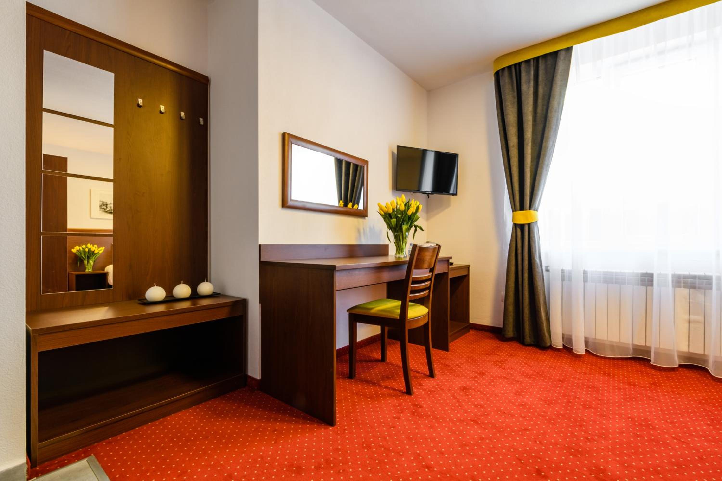 Double Room - Photo 1