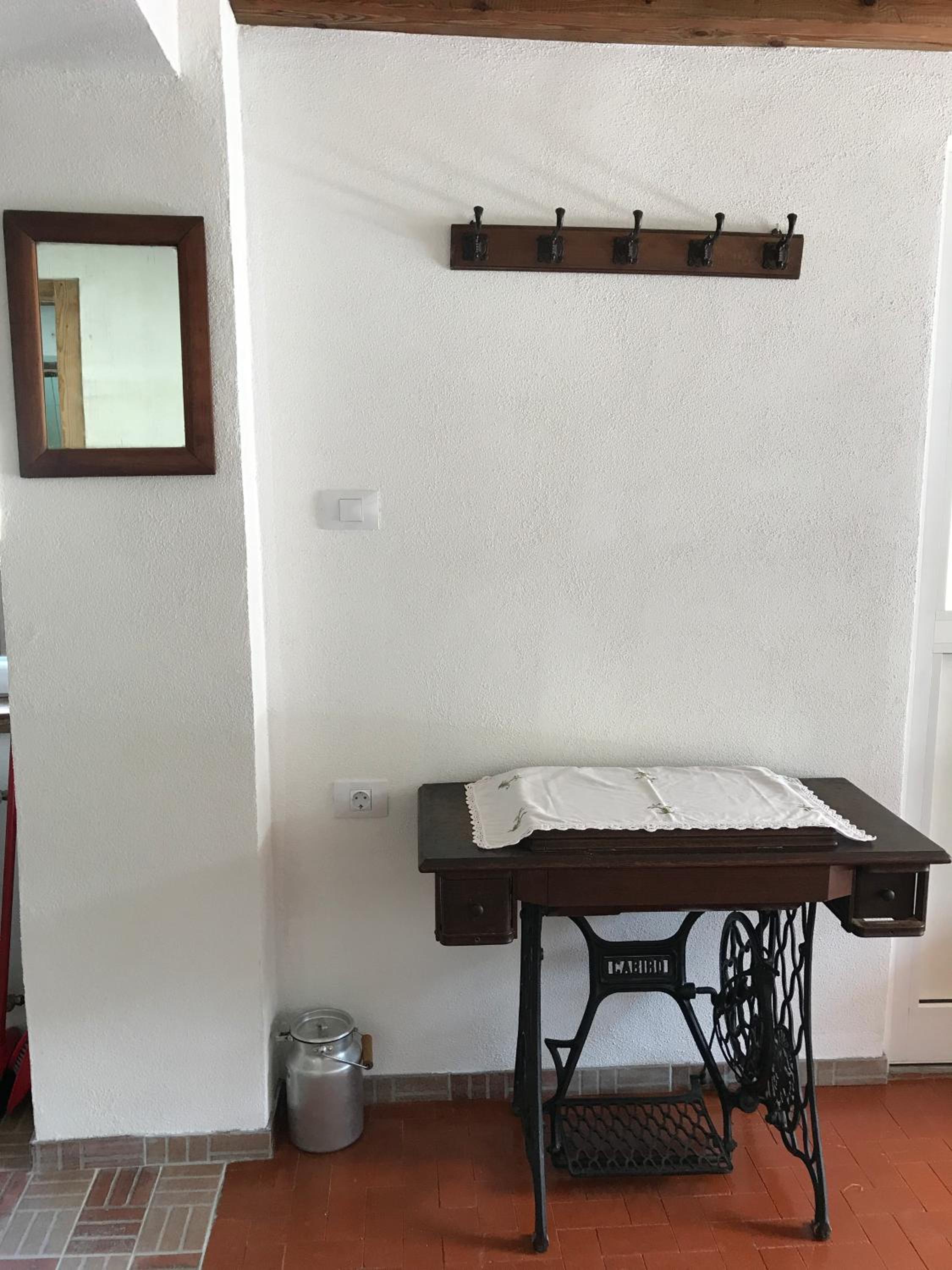 Apartment with Balcony photo 2
