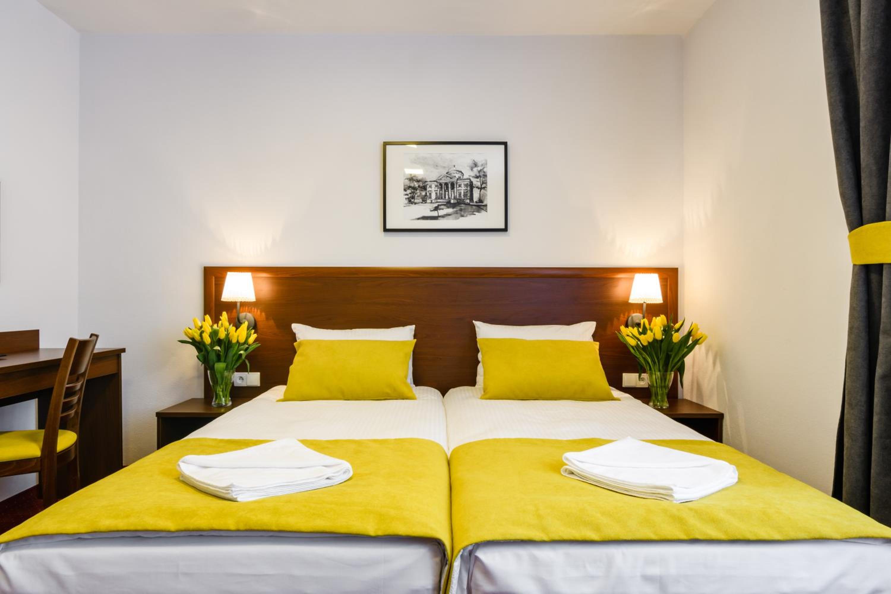 Double Room - Photo 5