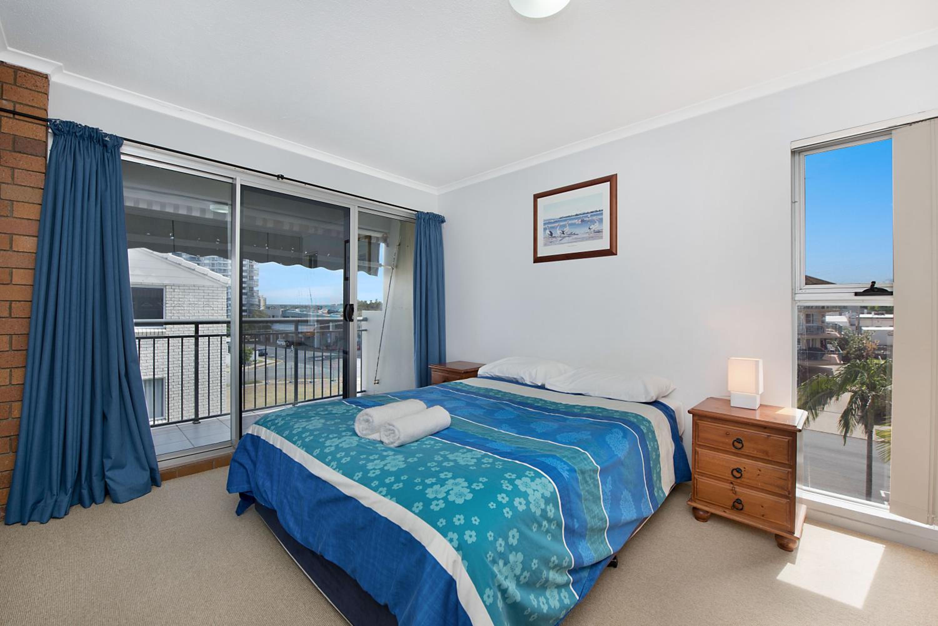Three-Bedroom Apartment with Sea View photo 3