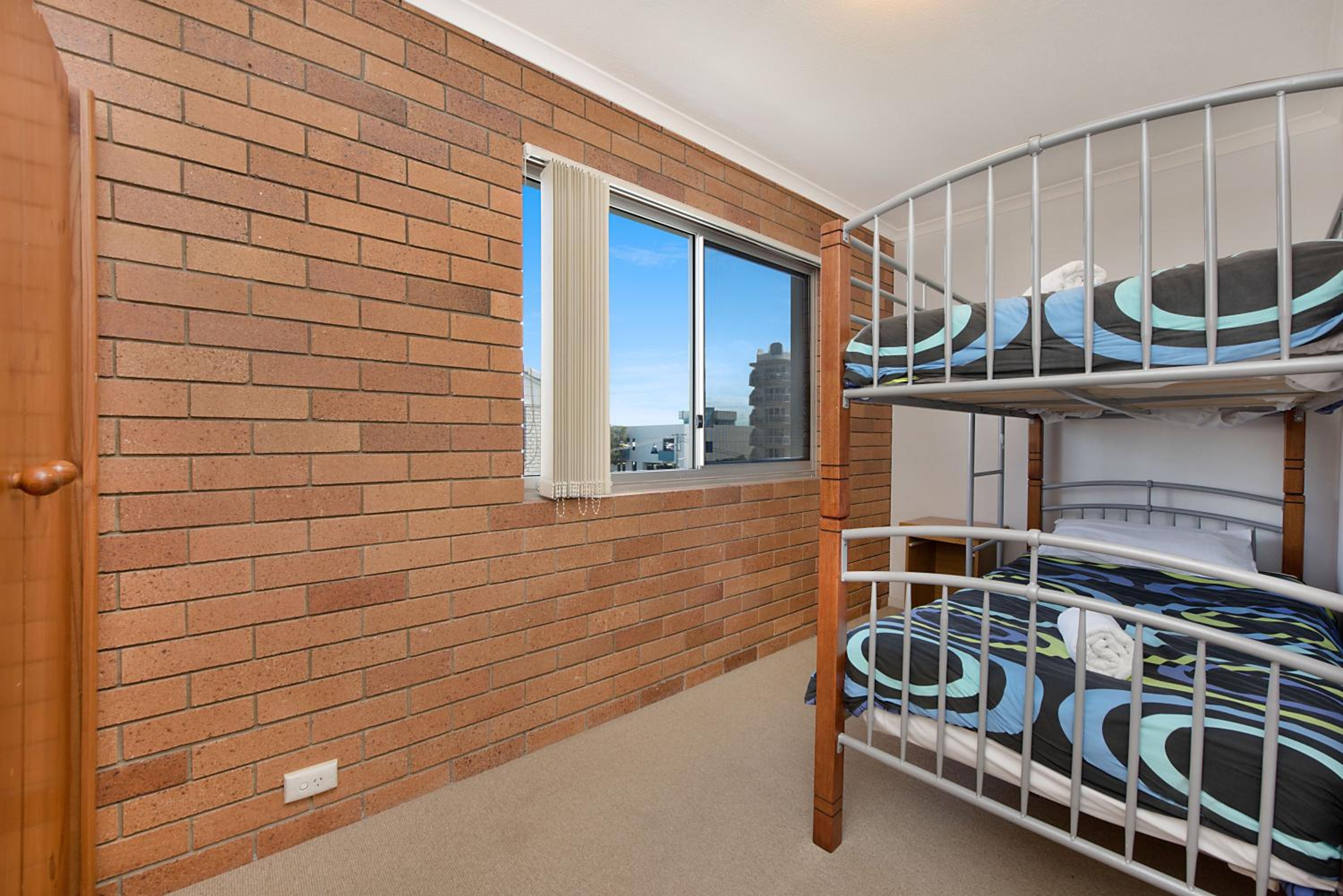 Three-Bedroom Apartment with Sea View photo 2
