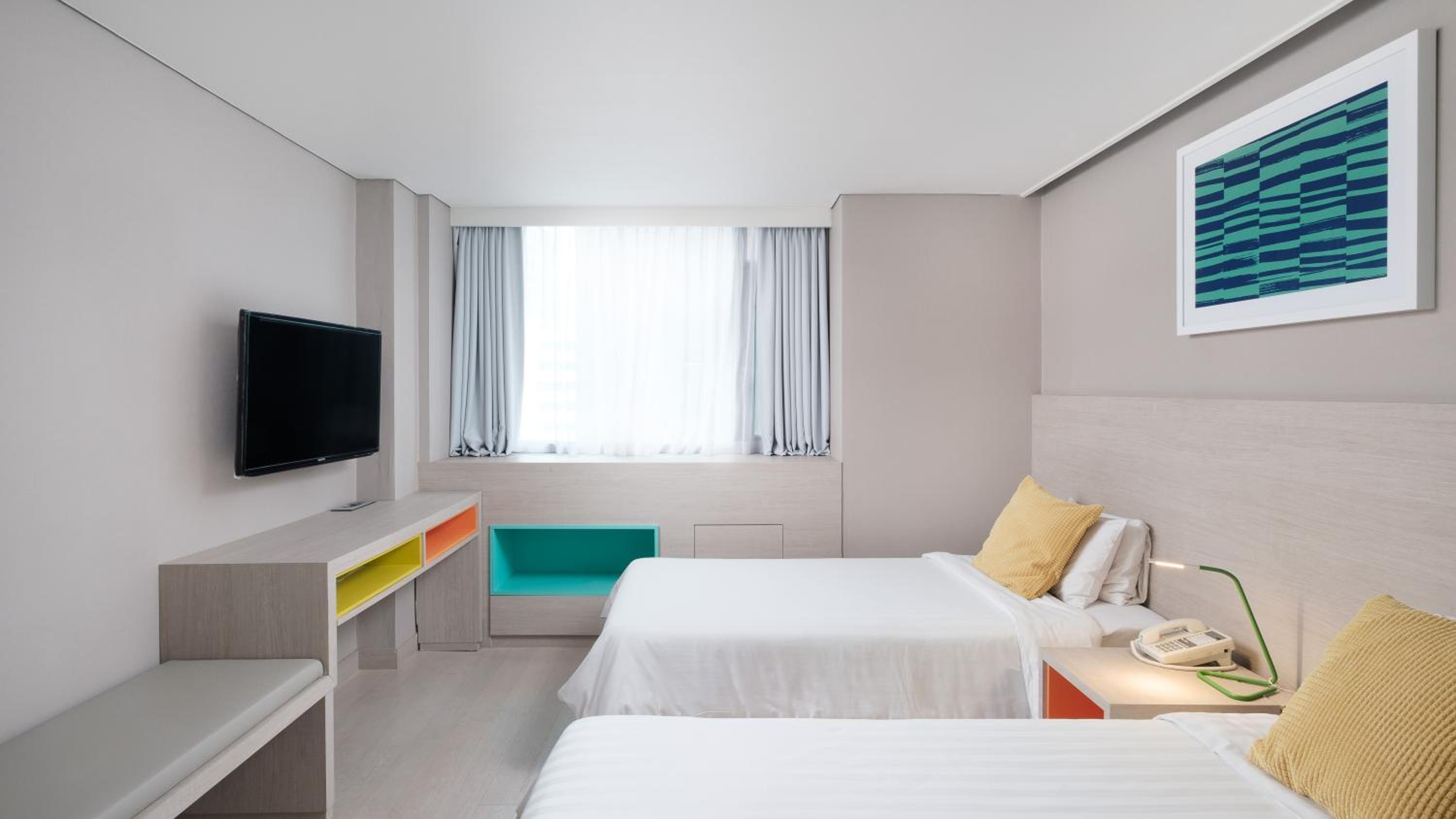 Standard Twin Room - Photo 1