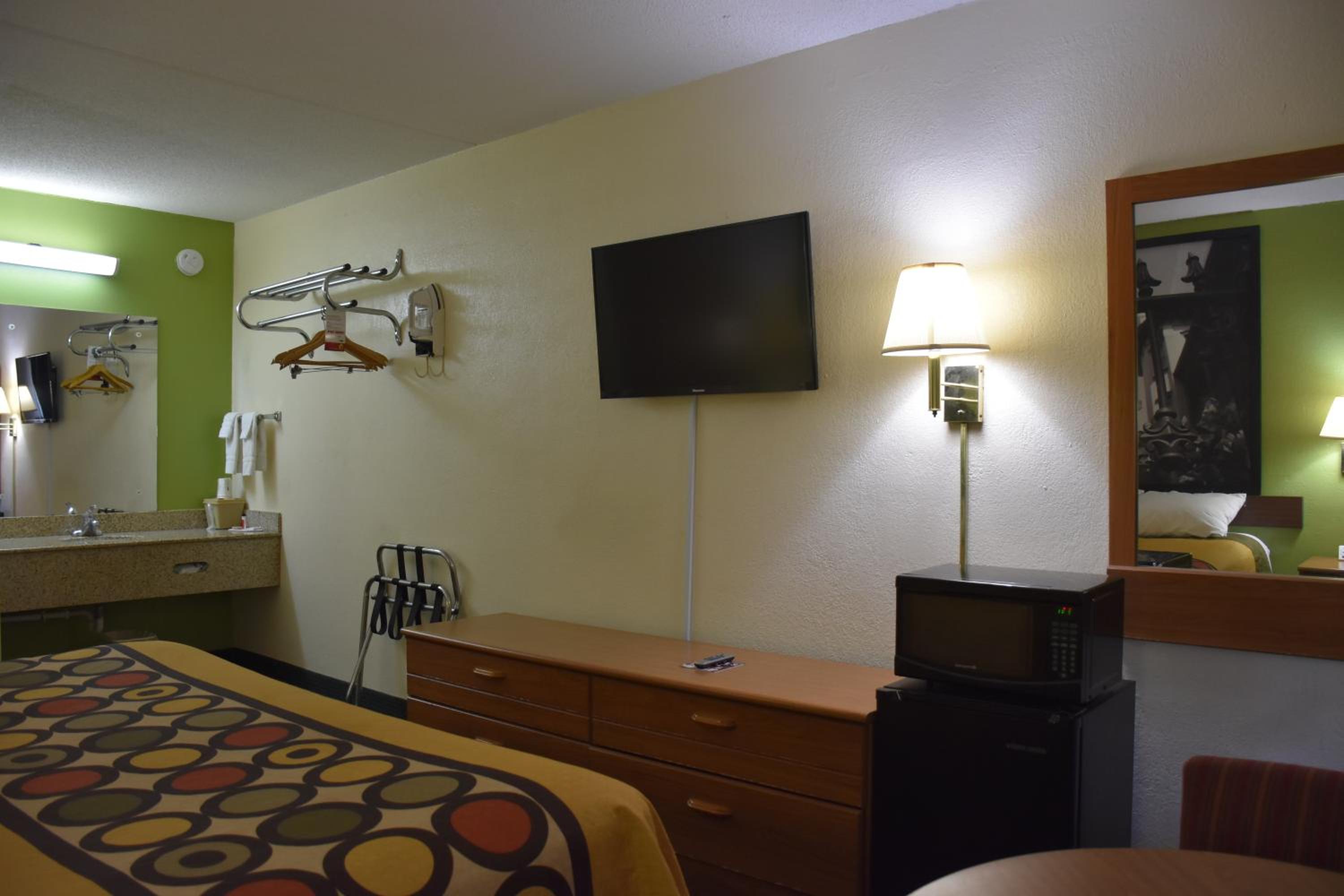 King Room - Non-Smoking - Photo 20