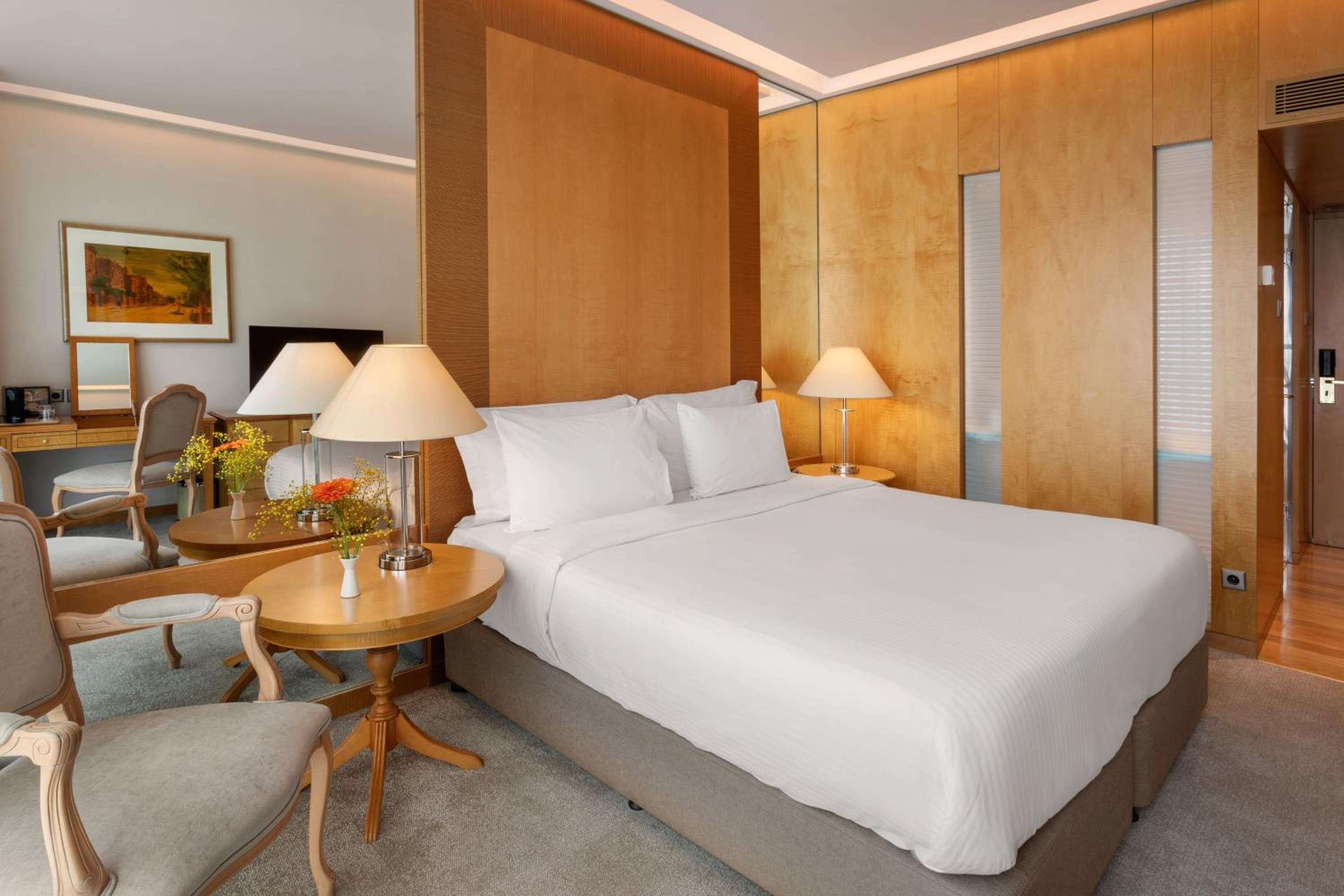 Interconnecting Supreme VIP Room