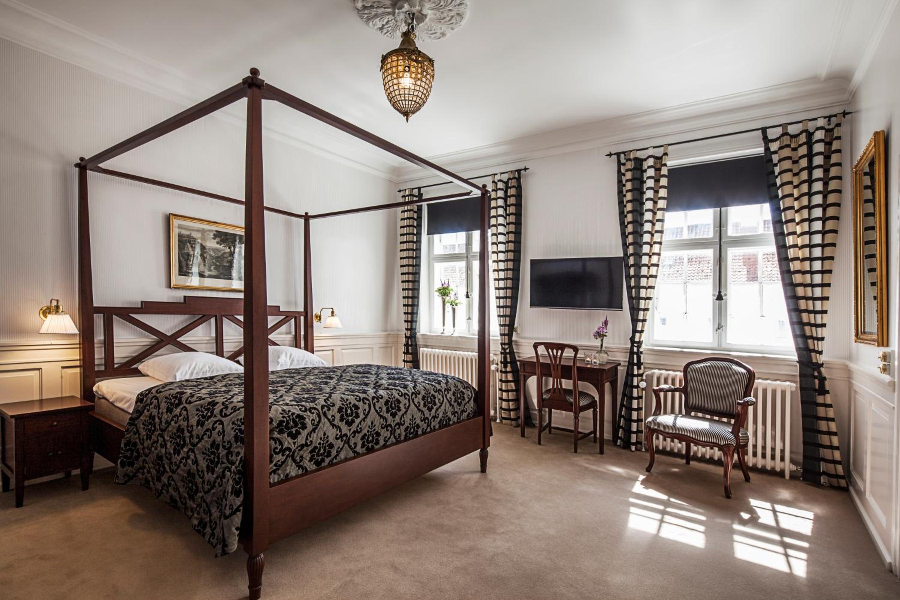 Deluxe Double Room photo 3
