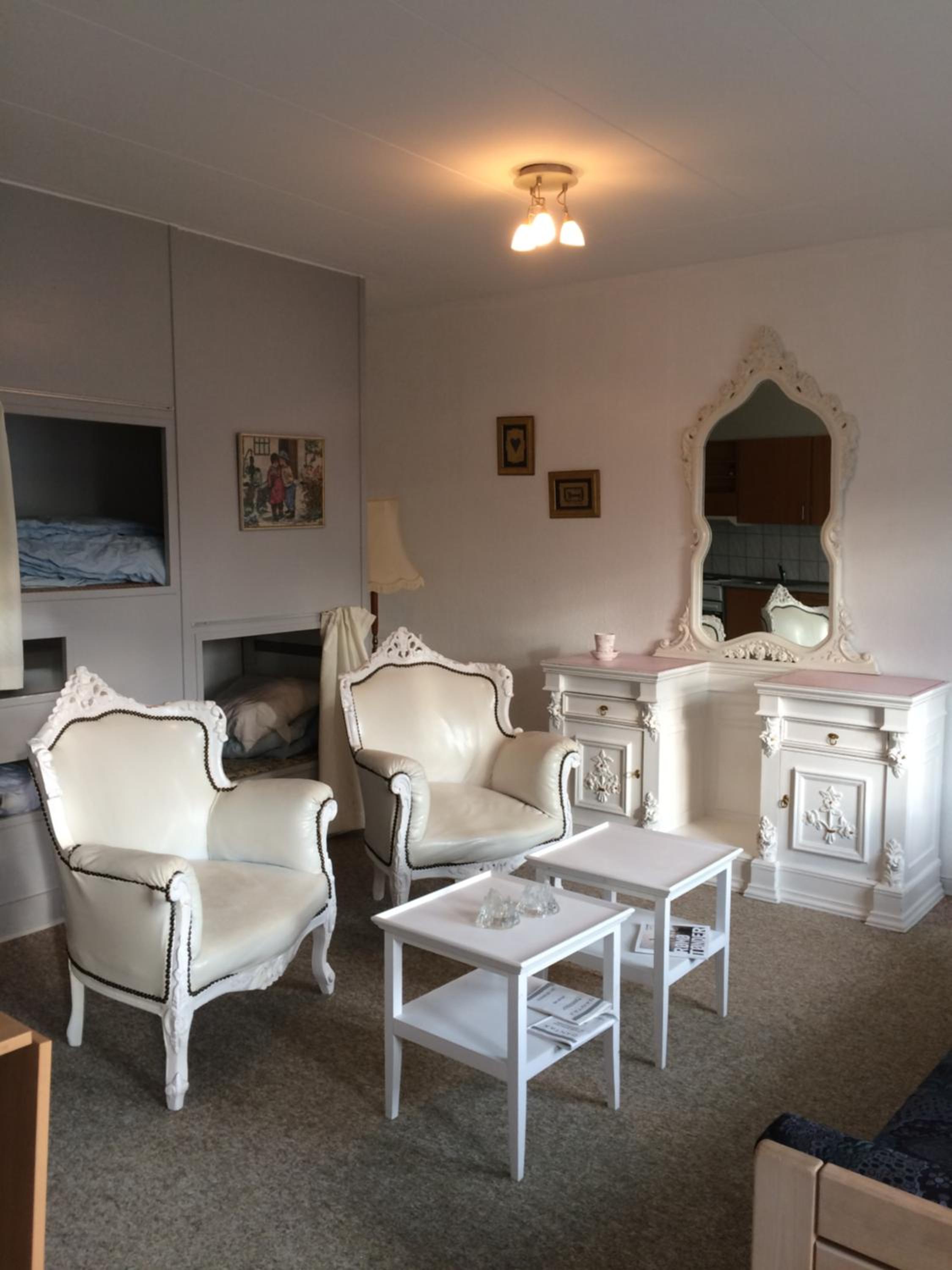 Apartment - Photo 2