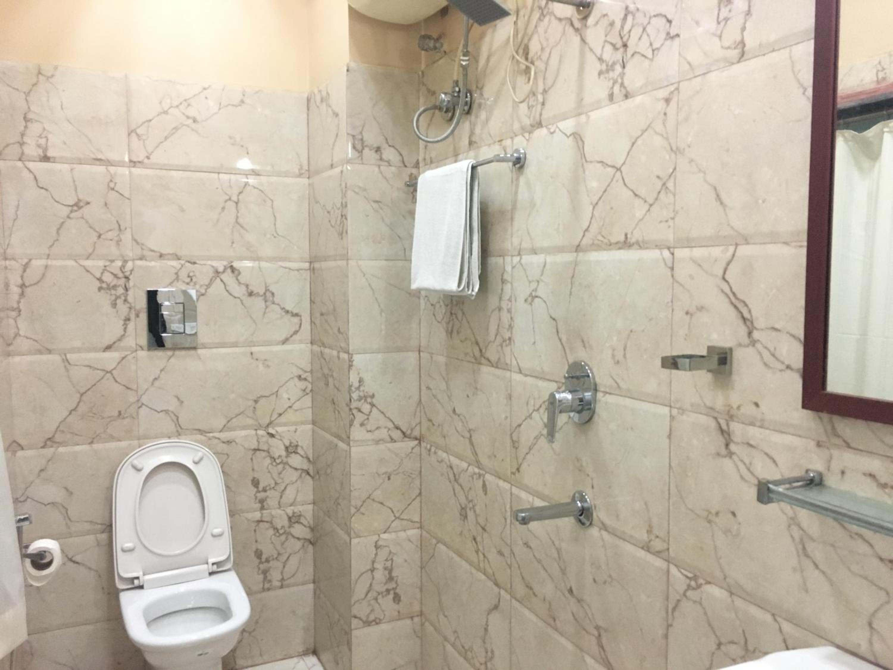 Deluxe Double Or Twin Room photo 2