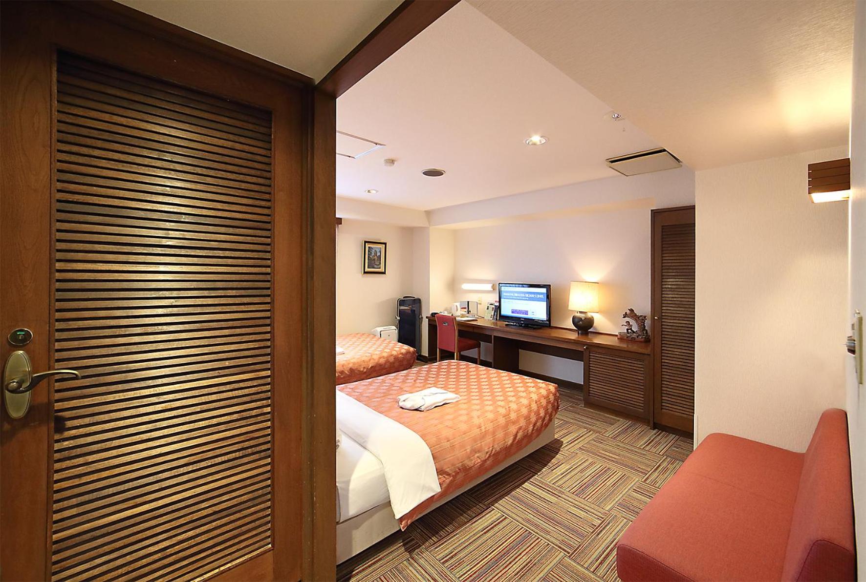 Deluxe Twin Room - Non-Smoking - Photo 1