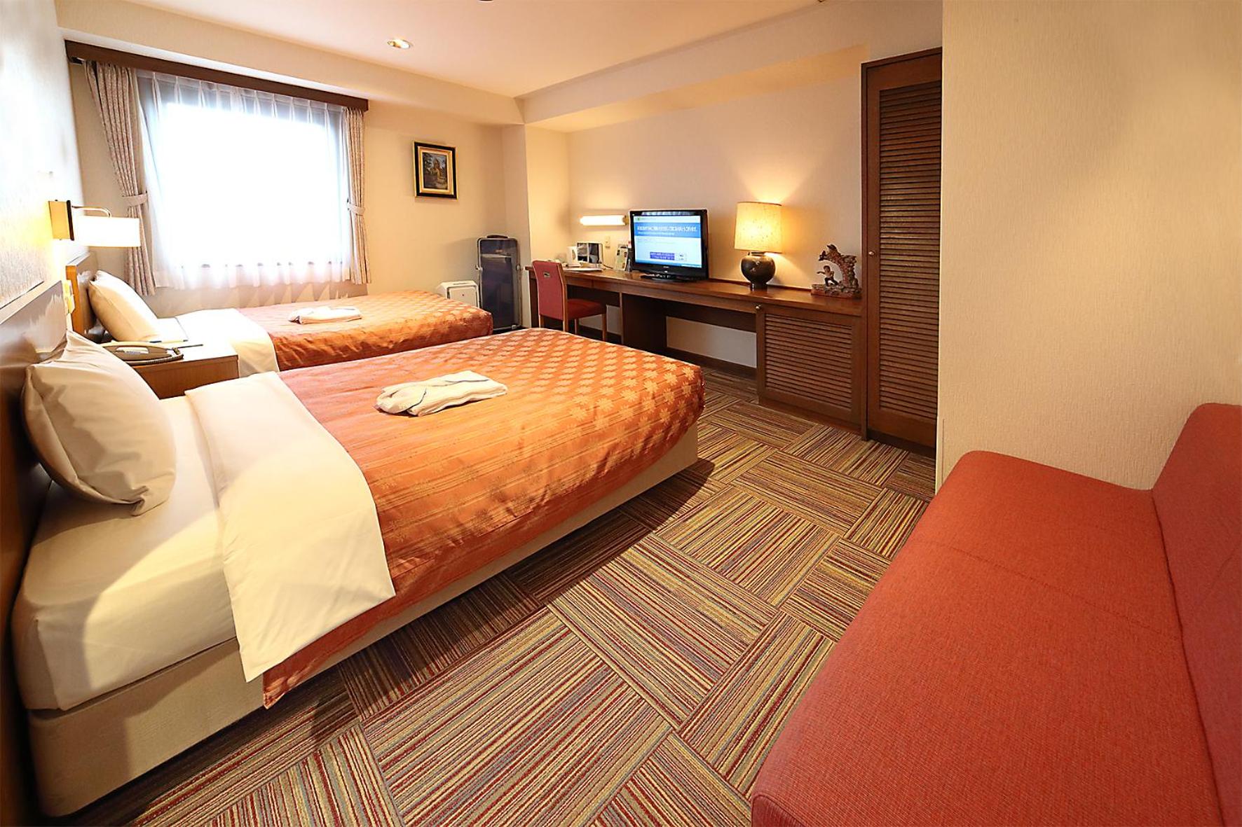 Deluxe Twin Room - Non-Smoking - Photo 5