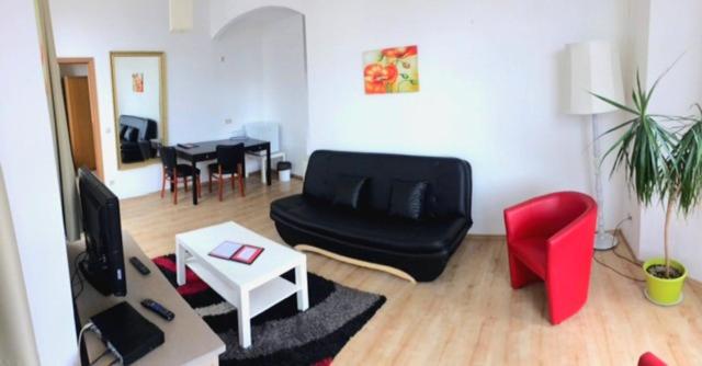 Suite (1 Adult)