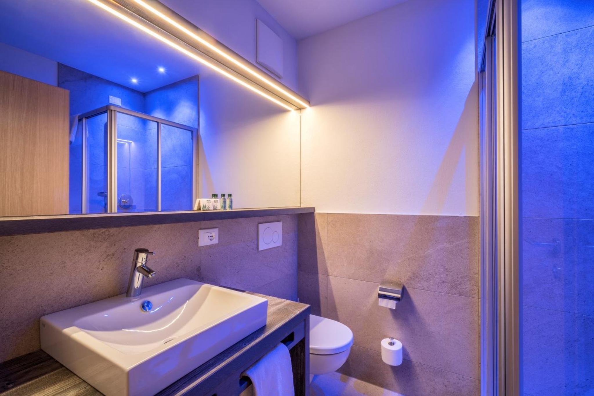Double or Twin Room - Annex - Photo 8