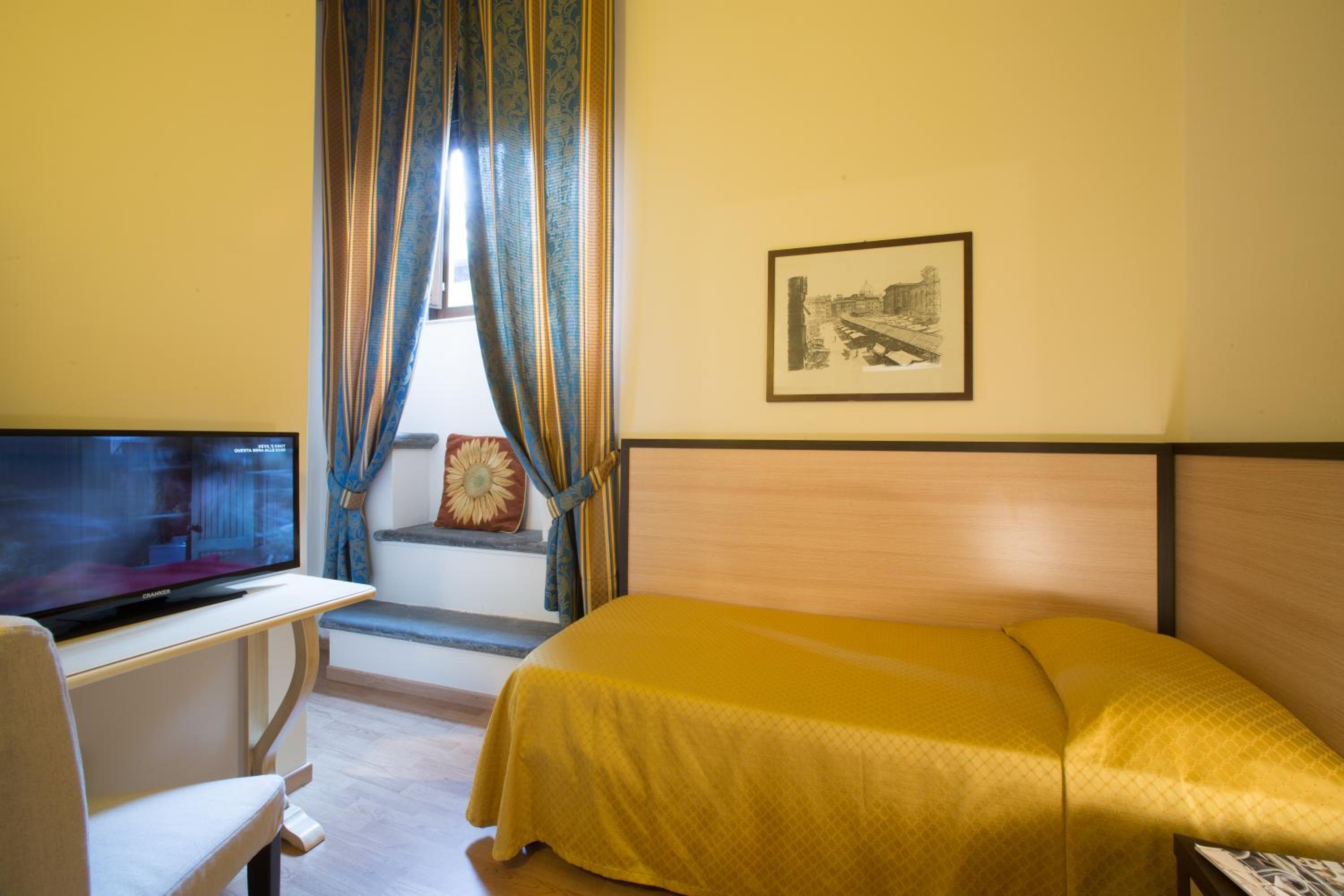 Single Room photo 1