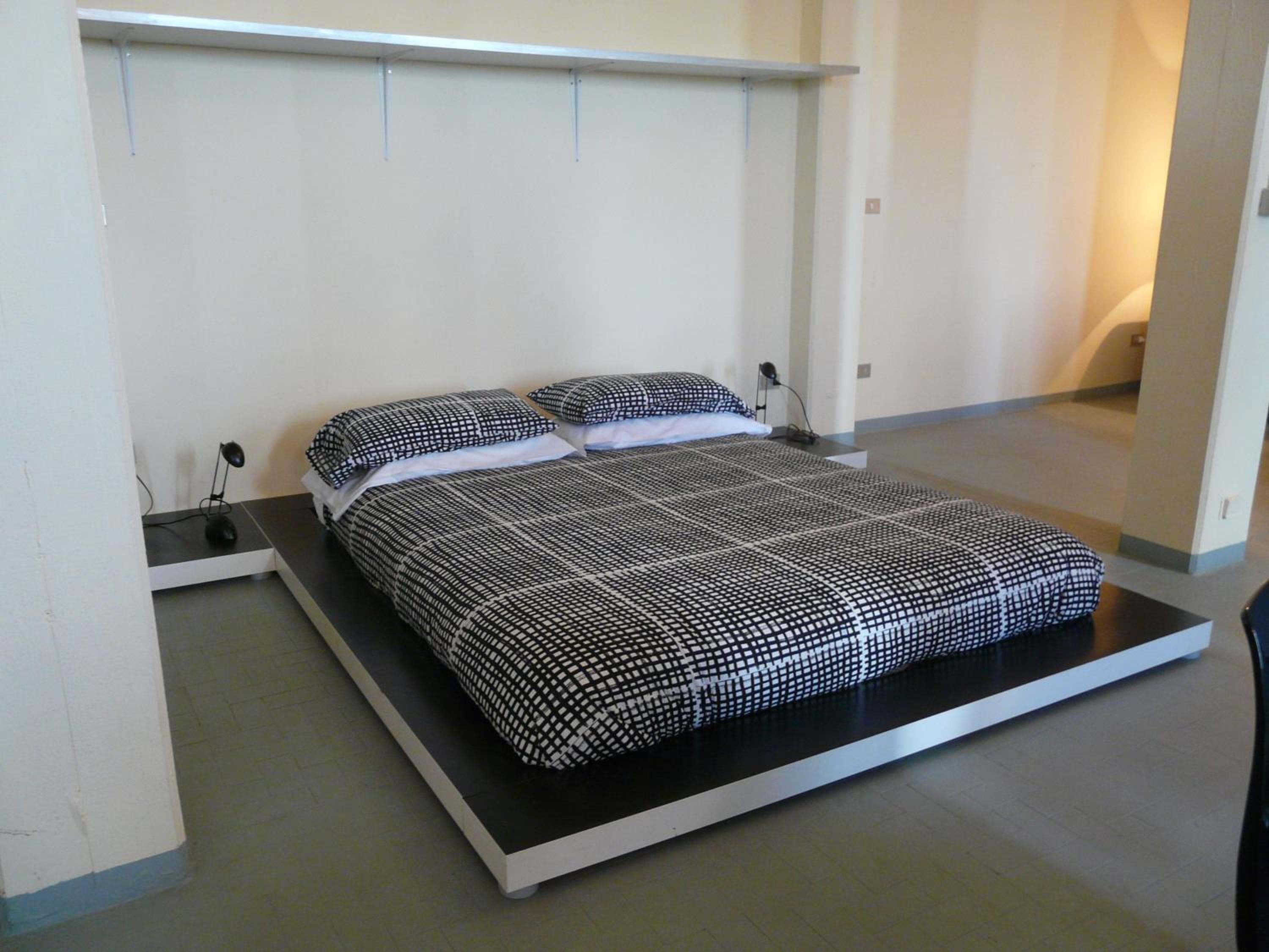 Loft - Photo 1